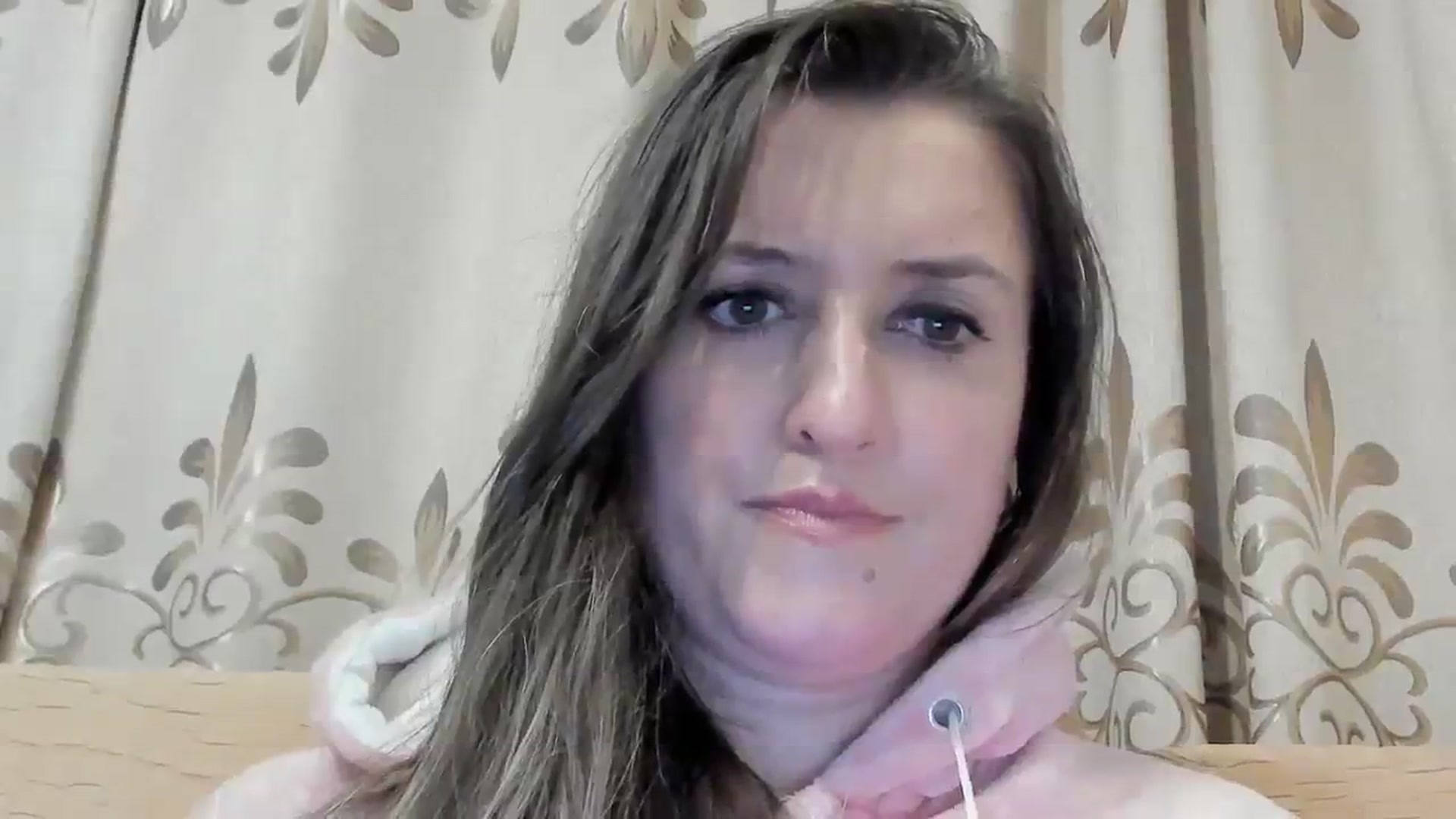 Gallery image thumbnail from BestDream's myfreecams stream on, 03/24/2024, 01:05 image 7 of 20