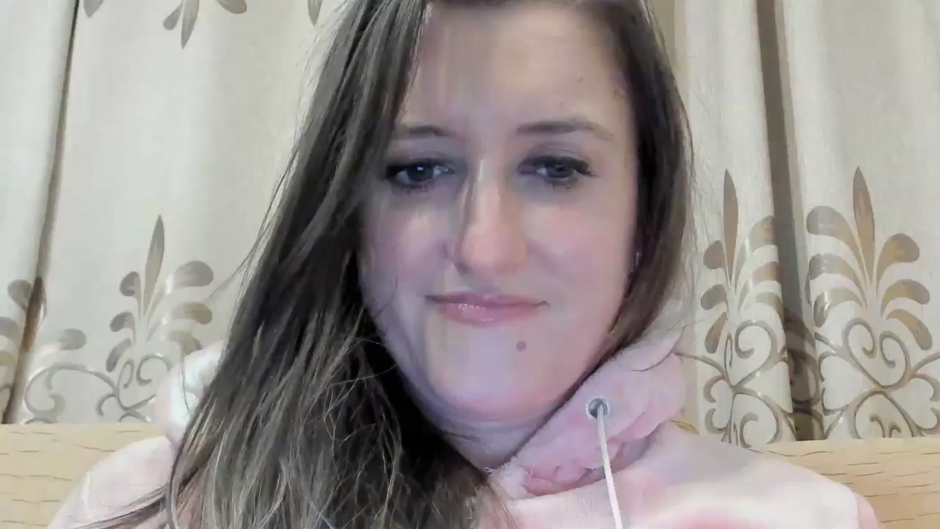 Gallery image thumbnail from BestDream's myfreecams stream on, 03/24/2024, 01:05 image 1 of 20