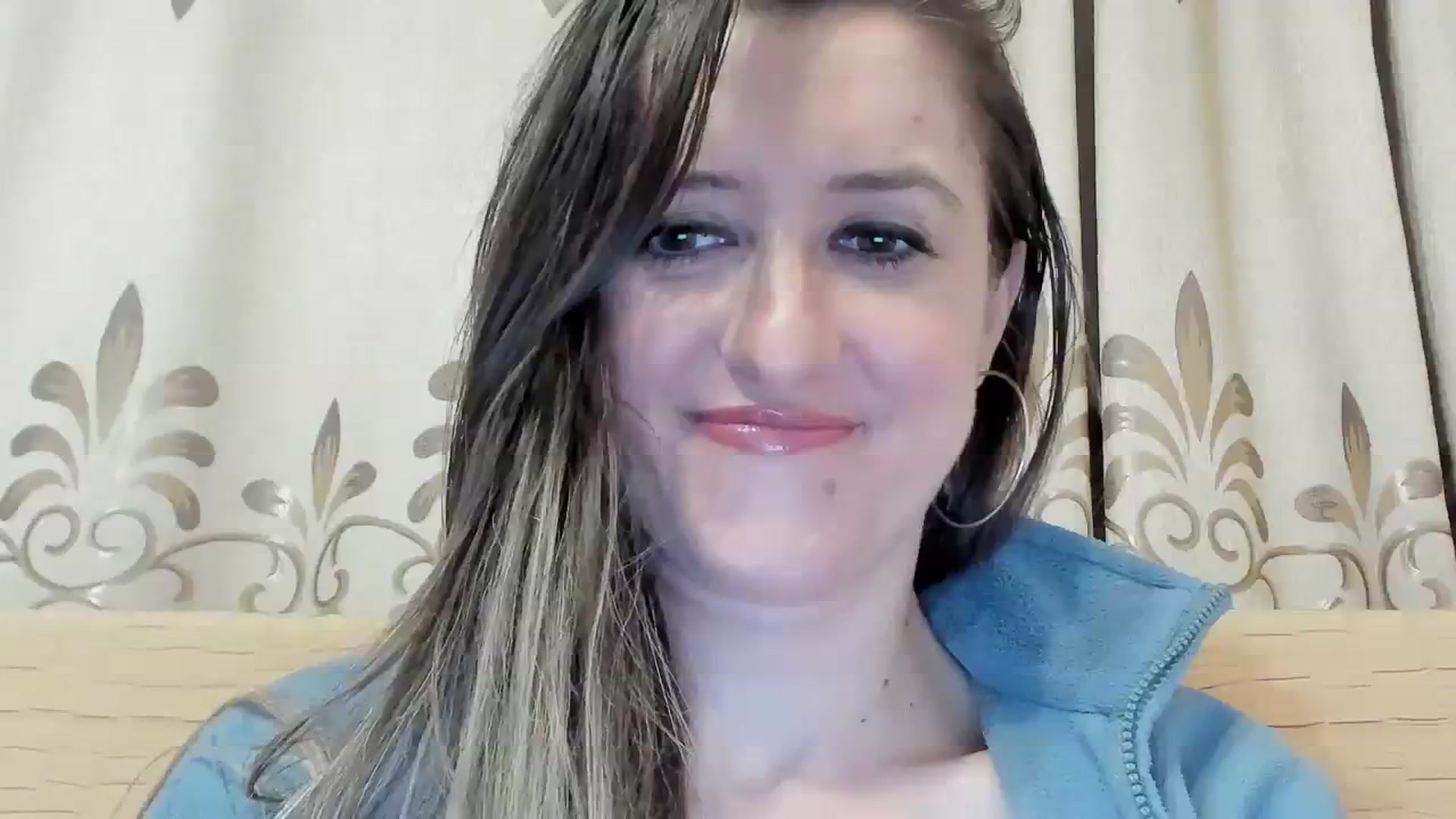 Gallery image thumbnail from BestDream's myfreecams stream on, 03/24/2024, 23:00 image 8 of 20