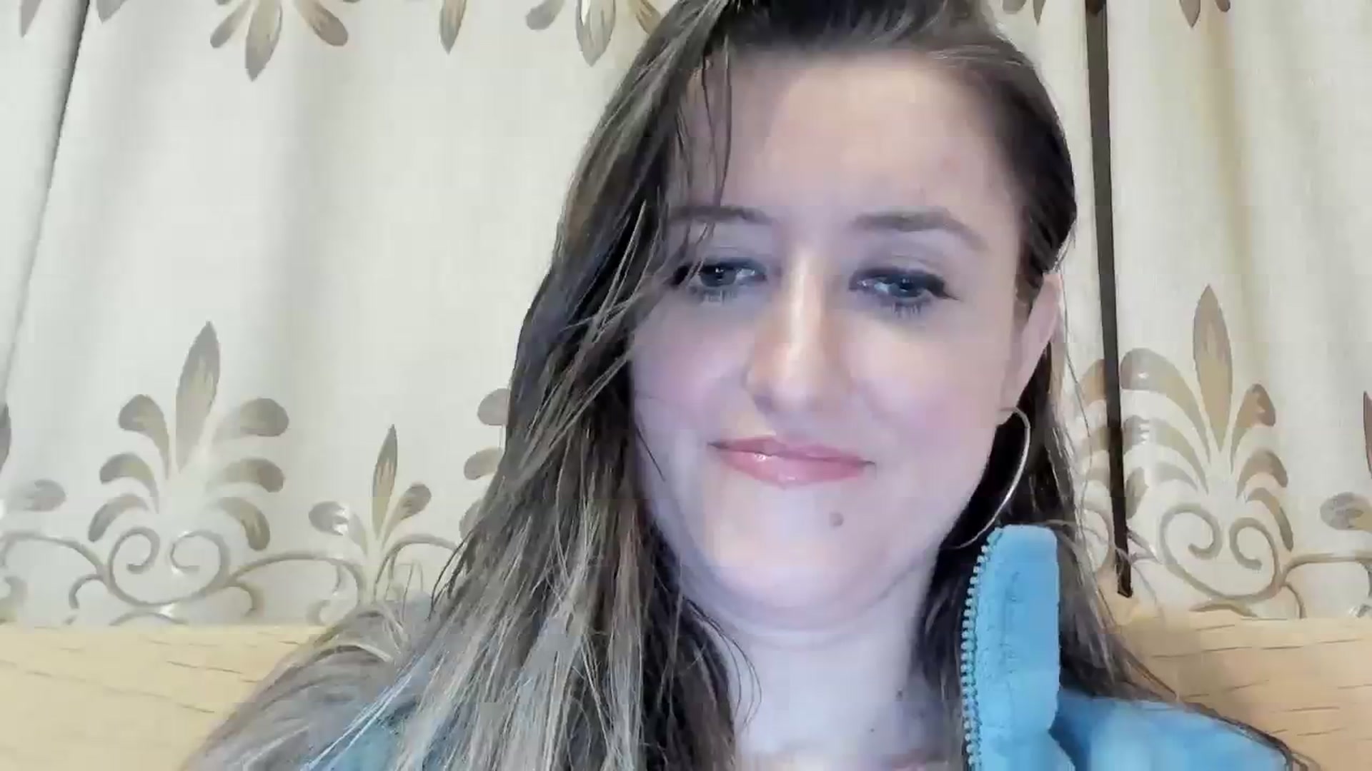 Gallery image thumbnail from BestDream's myfreecams stream on, 03/25/2024, 02:36 image 8 of 20