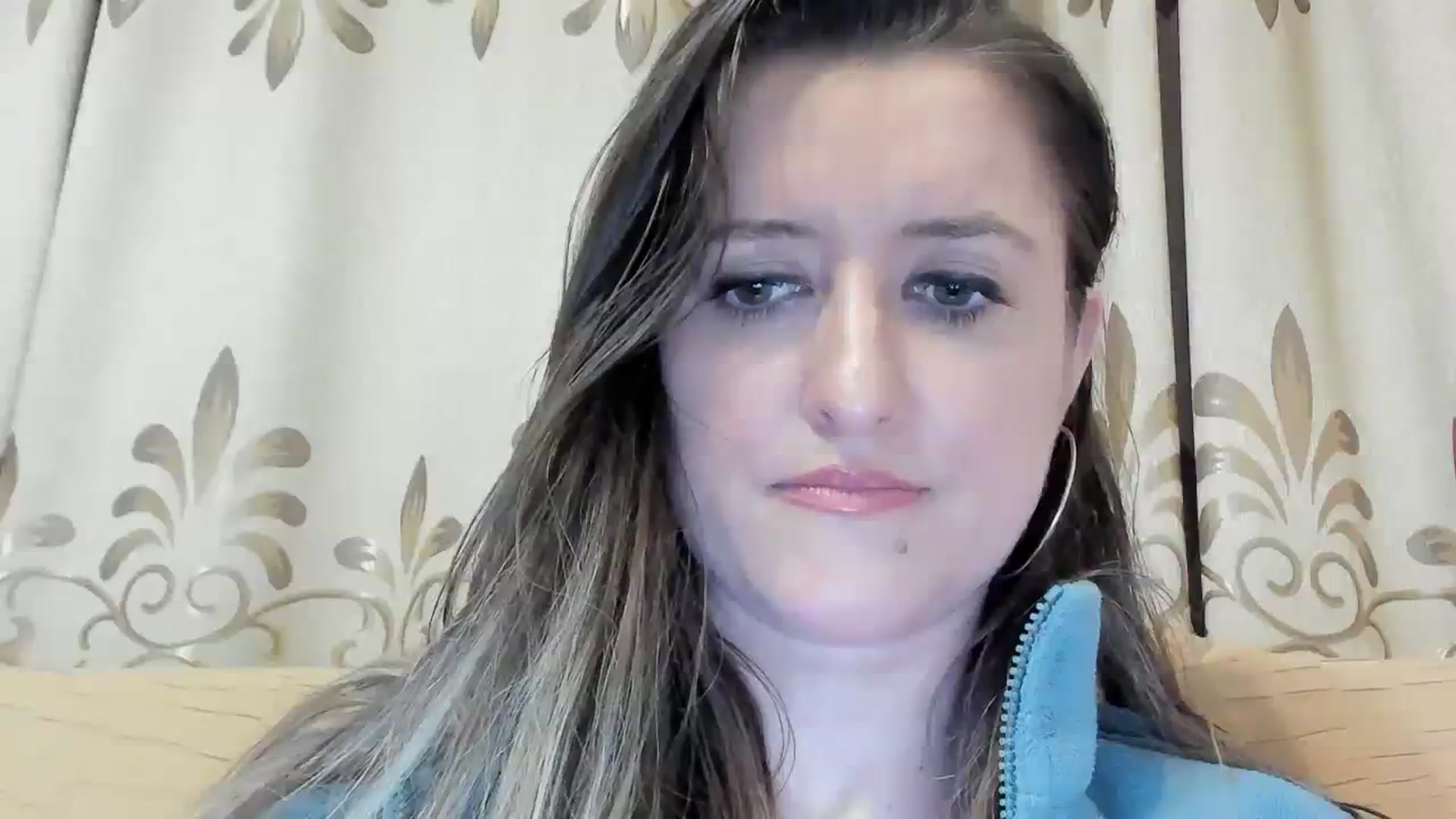 Gallery image thumbnail from BestDream's myfreecams stream on, 03/25/2024, 02:36 image 5 of 20