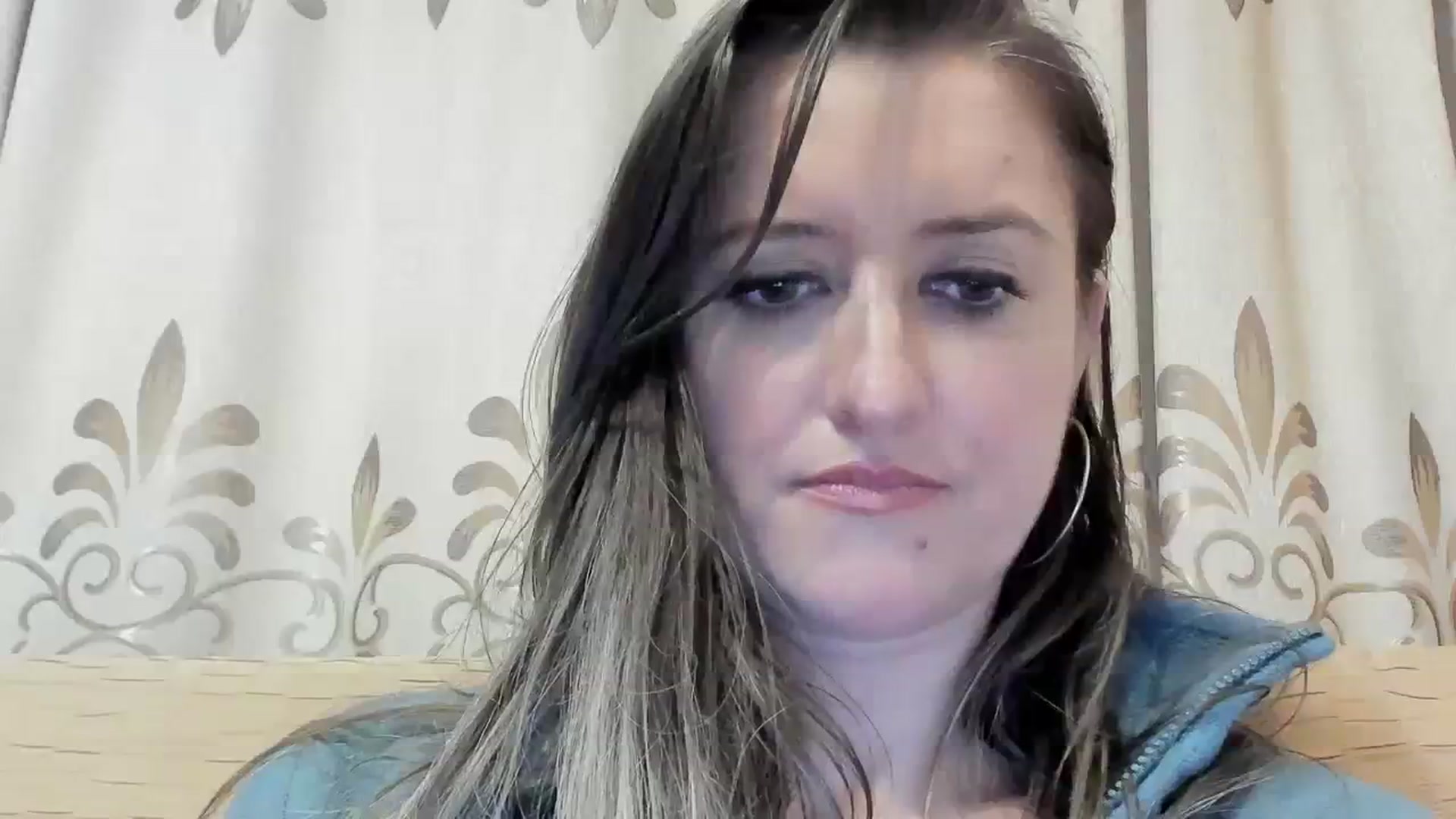 Gallery image thumbnail from BestDream's myfreecams stream on, 03/25/2024, 05:32 image 11 of 20