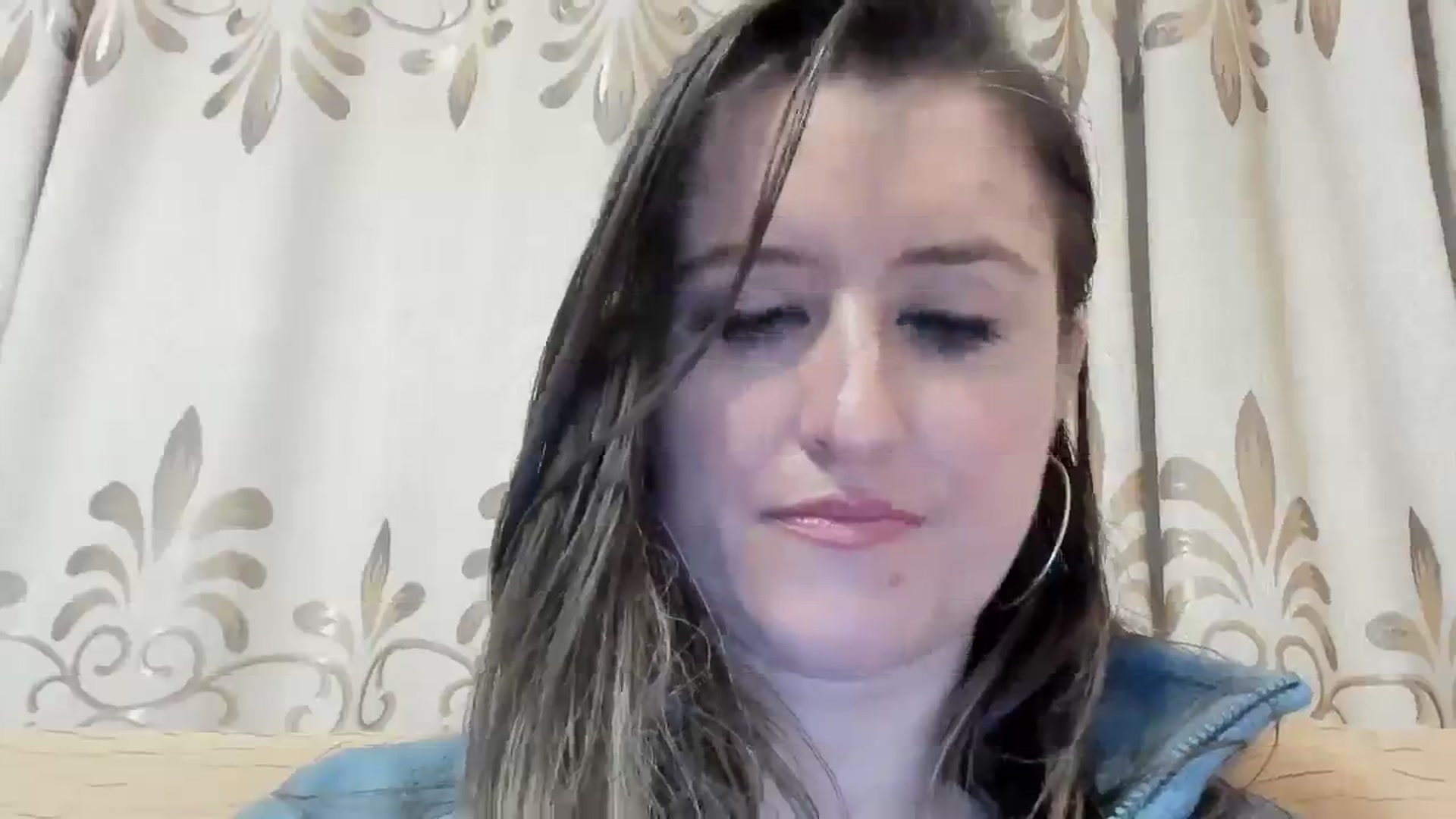 Gallery image thumbnail from BestDream's myfreecams stream on, 03/25/2024, 05:32 image 6 of 20