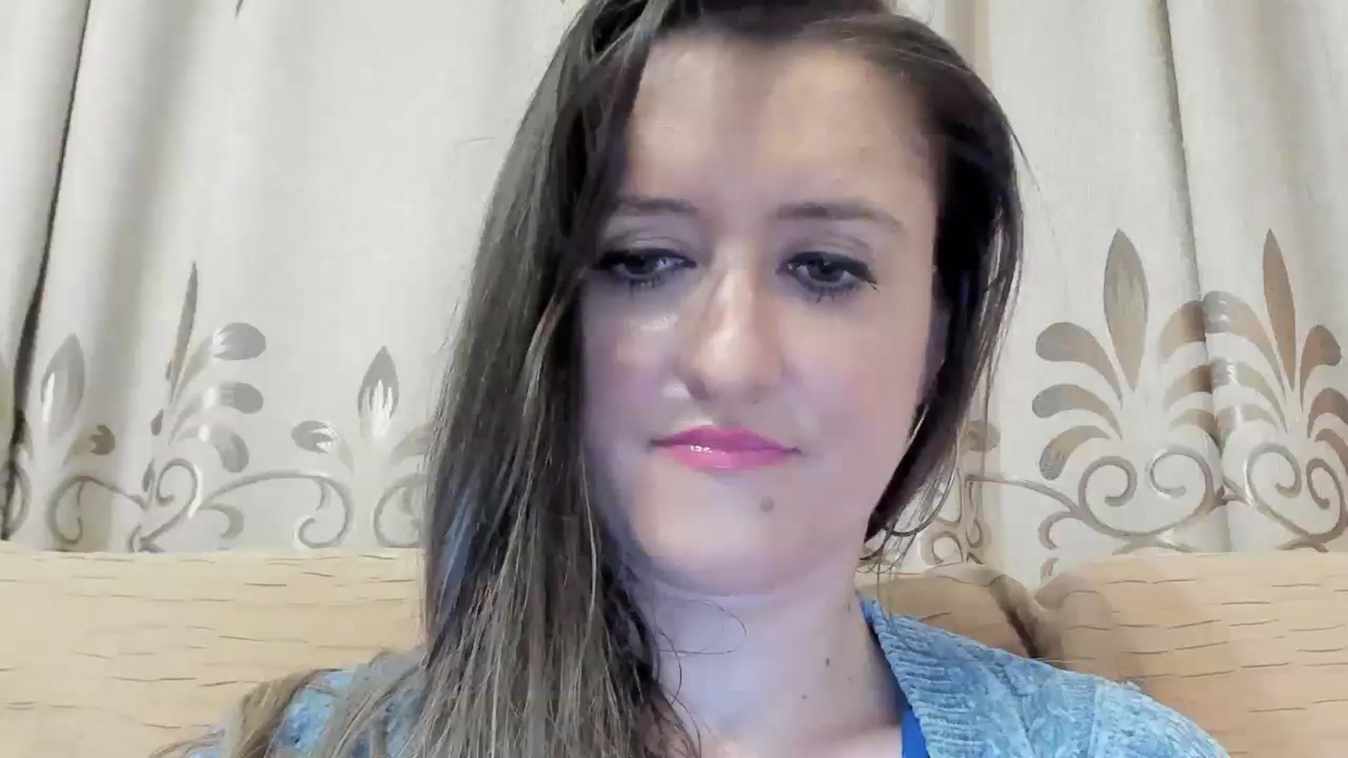 Gallery image thumbnail from BestDream's myfreecams stream on, 03/27/2024, 23:50 image 14 of 20