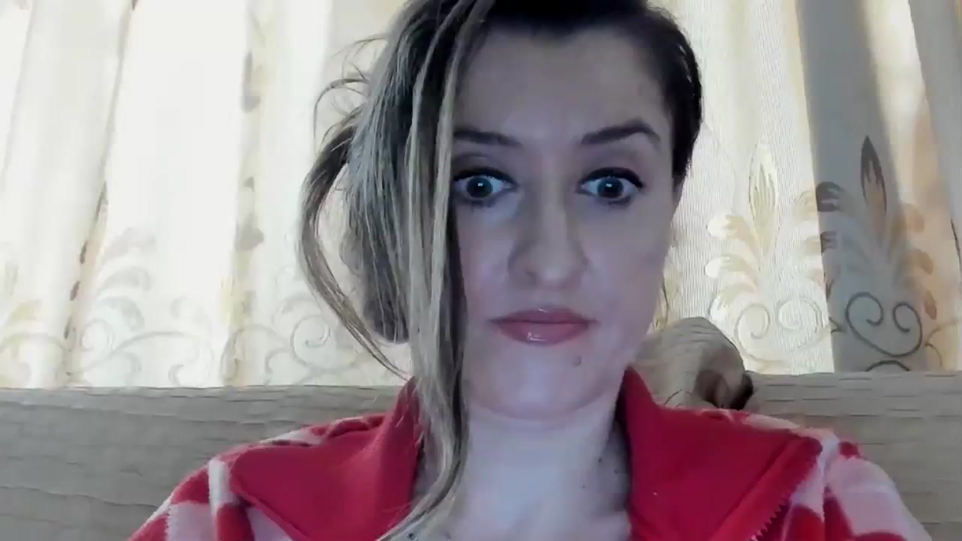 Gallery image thumbnail from BestDream's myfreecams stream on, 03/29/2024, 09:45 image 6 of 20