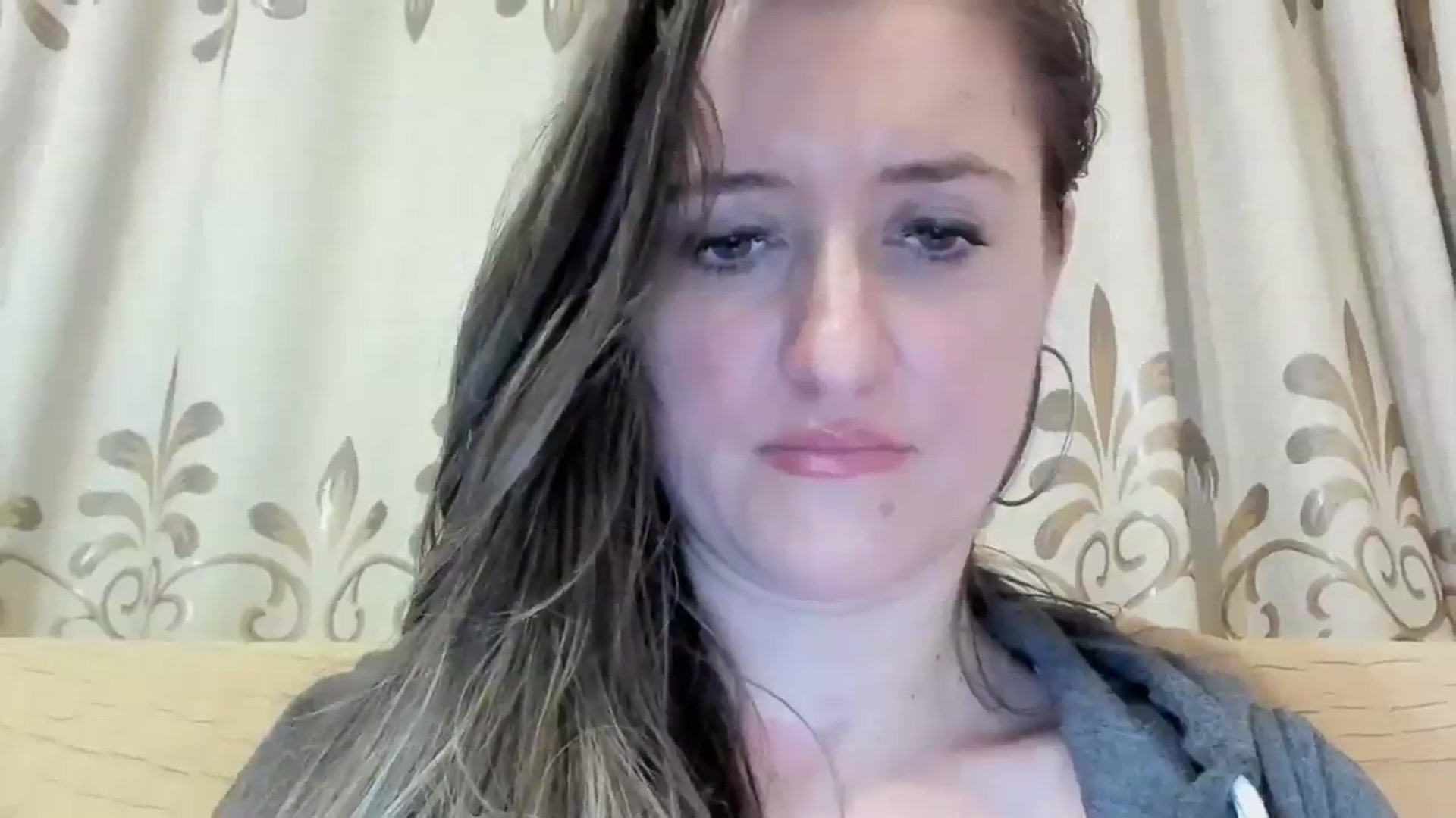 Gallery image thumbnail from BestDream's myfreecams stream on, 03/29/2024, 23:24 image 12 of 20