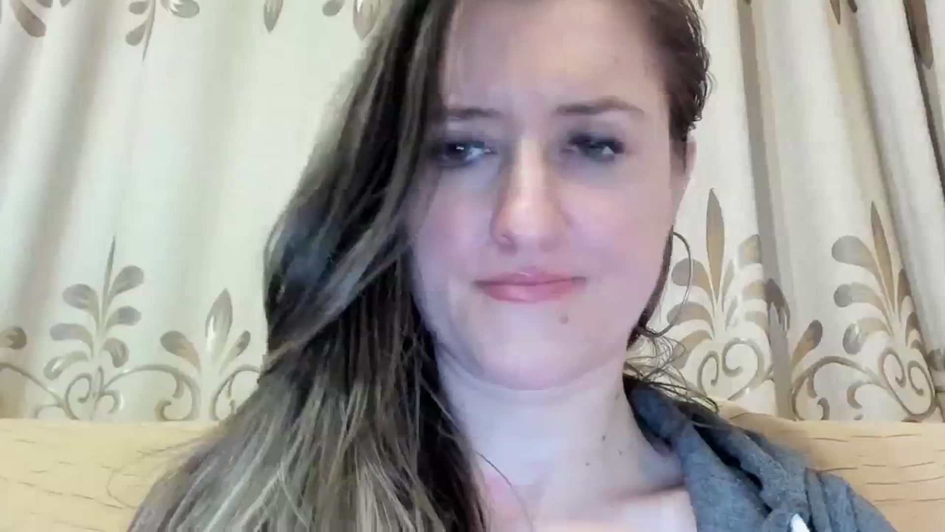 Gallery image thumbnail from BestDream's myfreecams stream on, 03/29/2024, 23:24 image 16 of 20