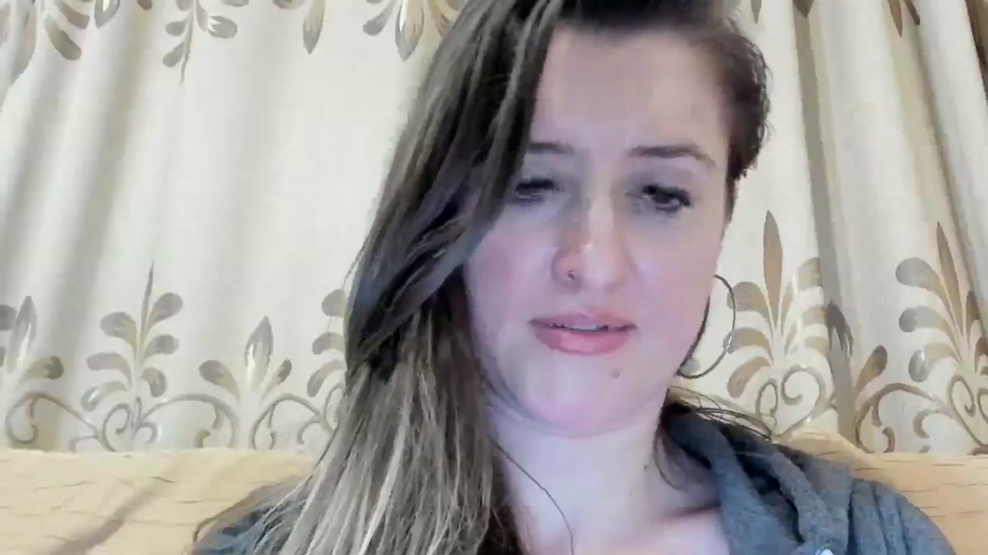Gallery image thumbnail from BestDream's myfreecams stream on, 03/29/2024, 23:24 image 2 of 20