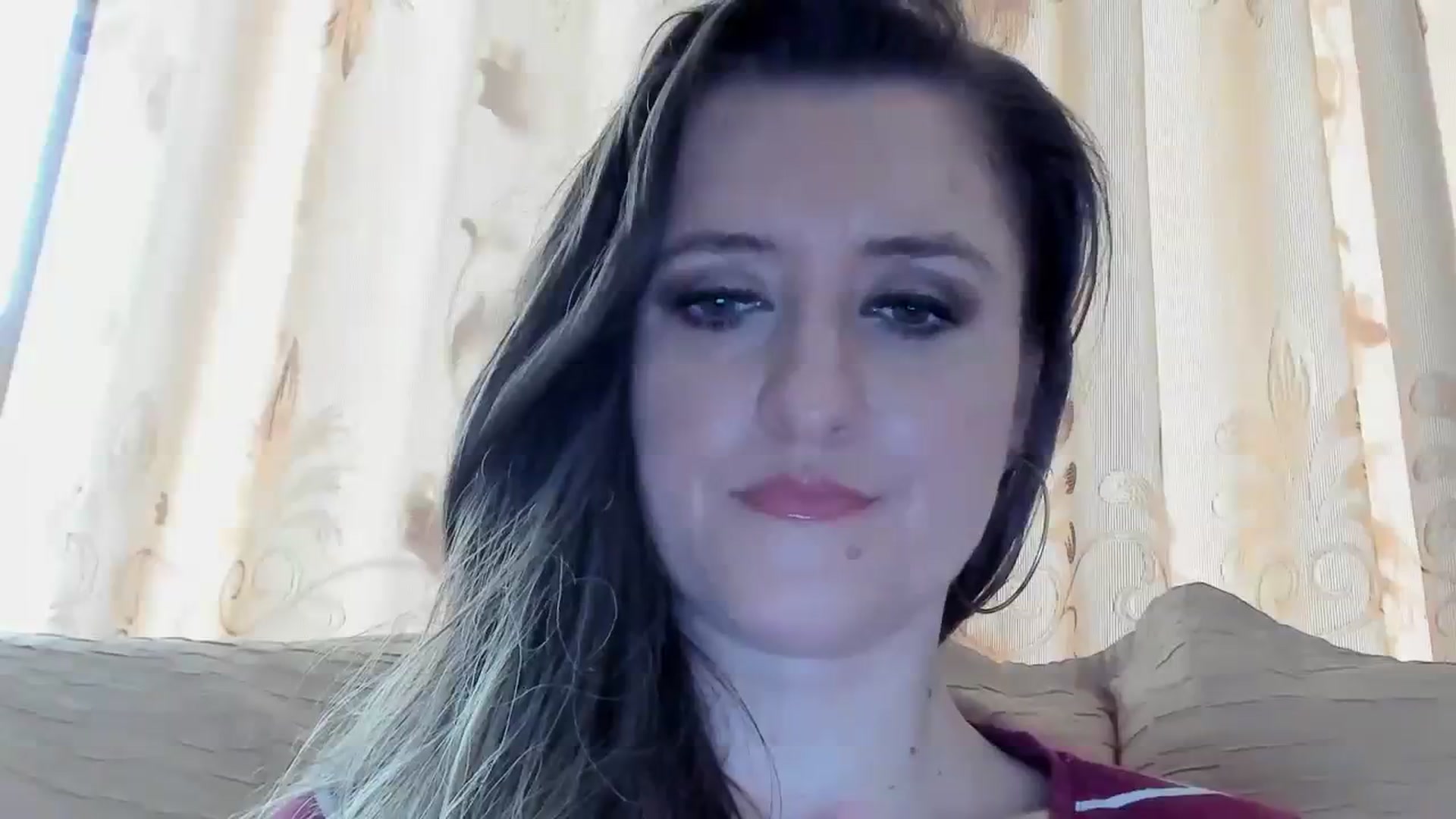 Gallery image thumbnail from BestDream's myfreecams stream on, 03/31/2024, 12:25 image 16 of 20