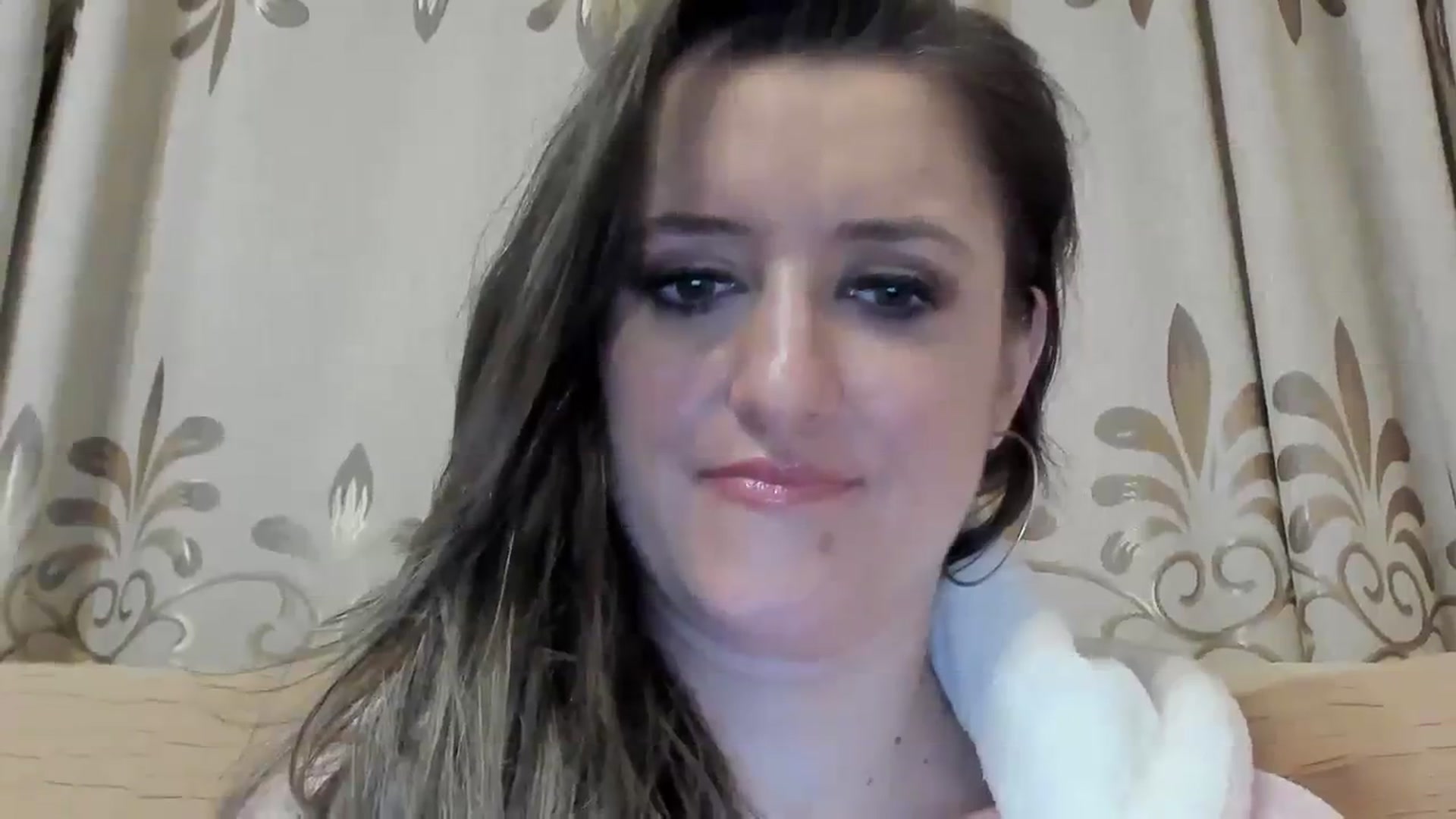 Gallery image thumbnail from BestDream's myfreecams stream on, 03/31/2024, 22:02 image 9 of 20
