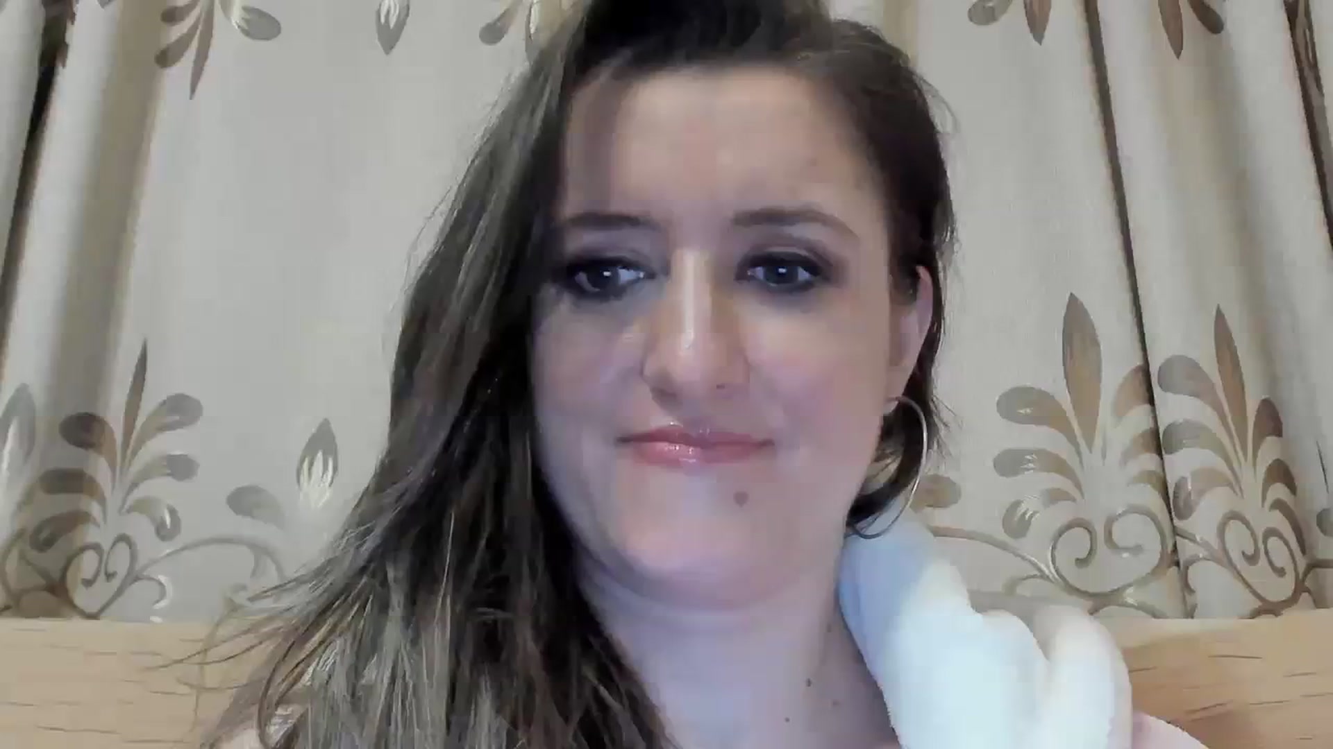 Gallery image thumbnail from BestDream's myfreecams stream on, 03/31/2024, 22:02 image 13 of 20