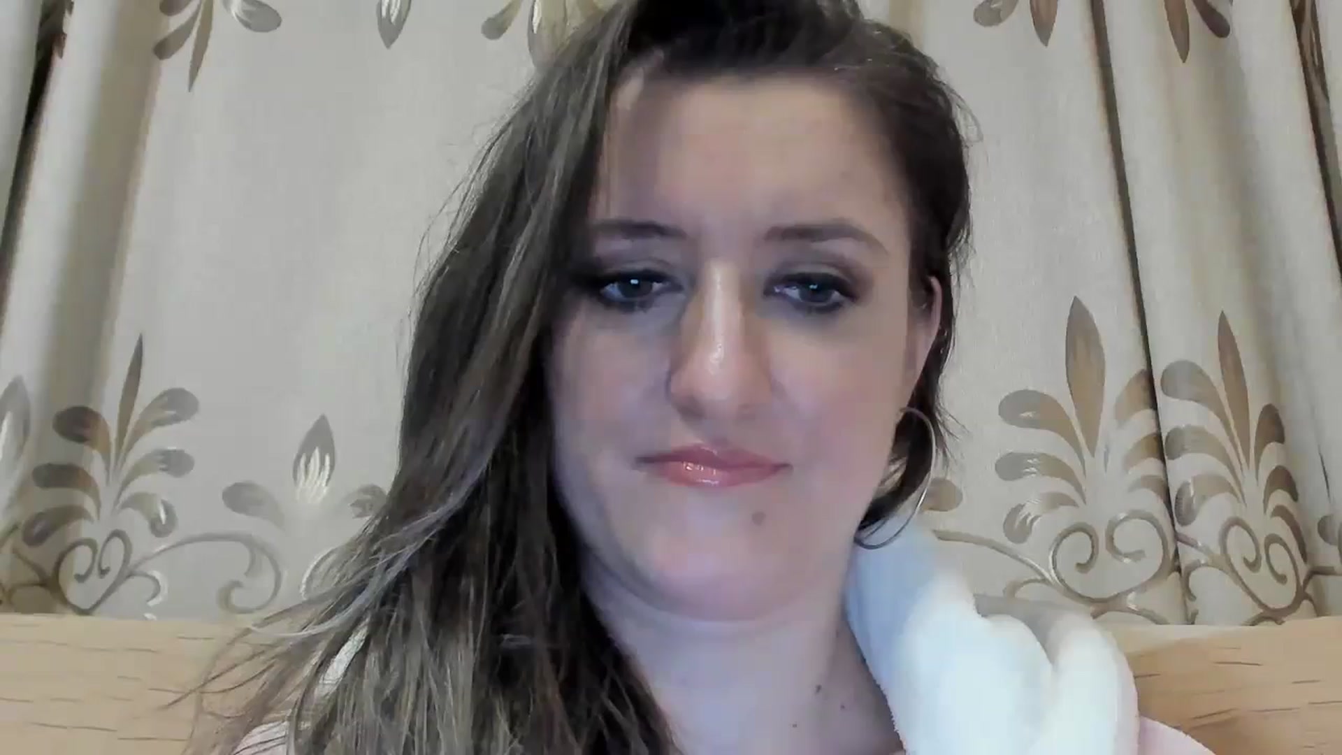 Gallery image thumbnail from BestDream's myfreecams stream on, 03/31/2024, 22:02 image 17 of 20