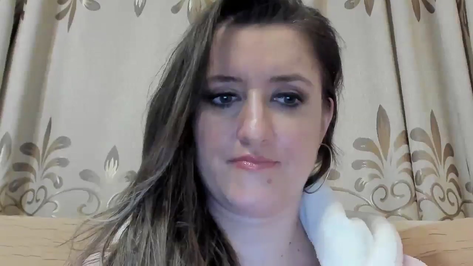 Gallery image thumbnail from BestDream's myfreecams stream on, 03/31/2024, 22:02 image 16 of 20