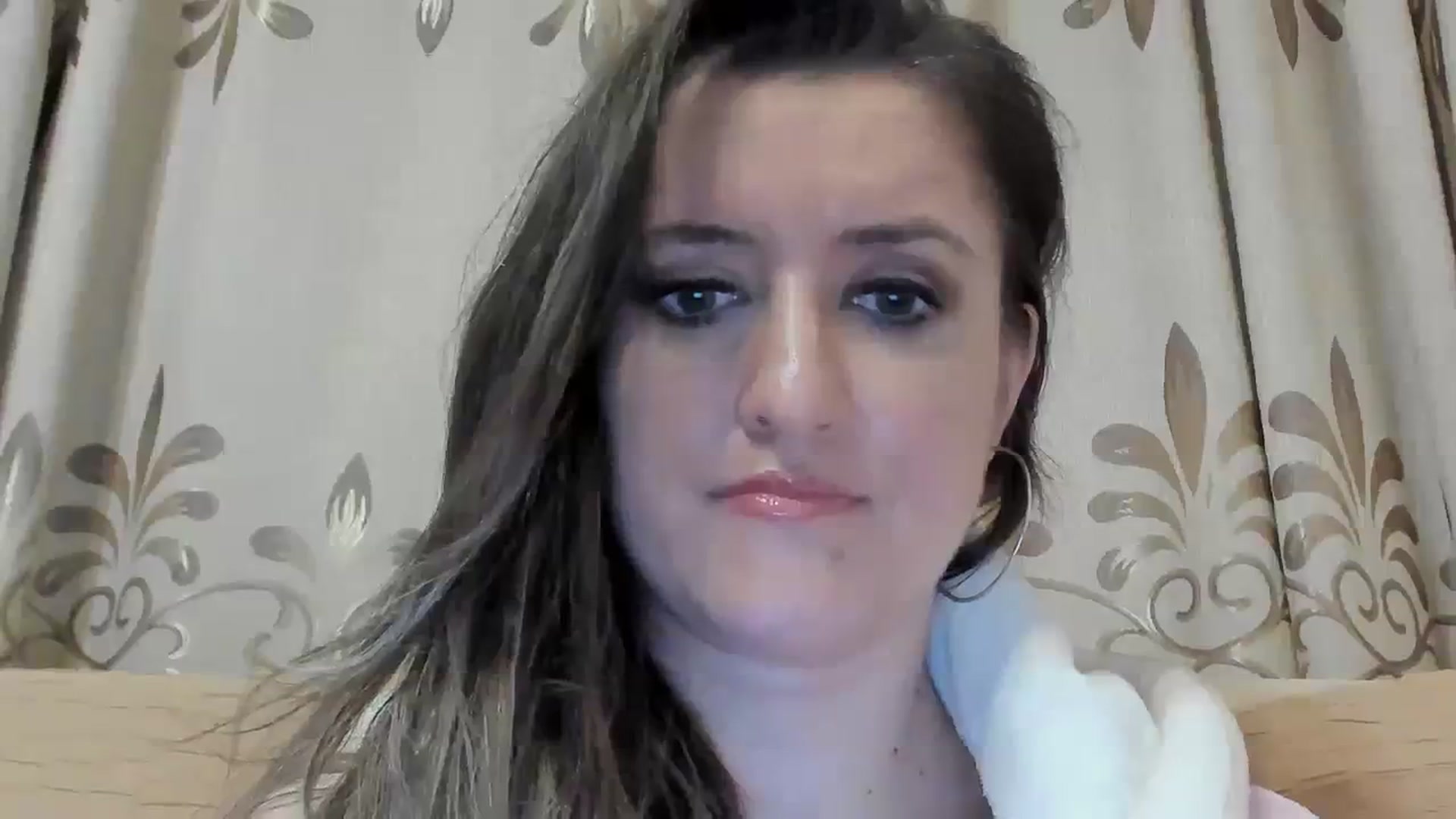 Gallery image thumbnail from BestDream's myfreecams stream on, 03/31/2024, 22:02 image 14 of 20