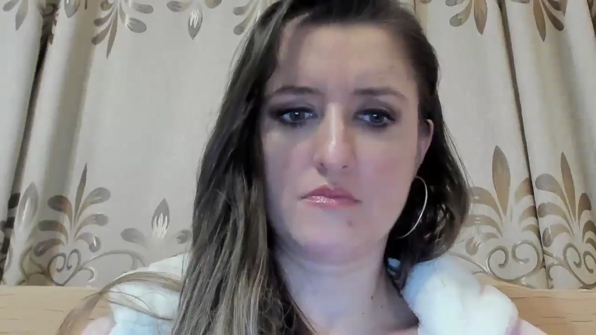 Gallery image thumbnail from BestDream's myfreecams stream on, 03/31/2024, 23:05 image 11 of 20