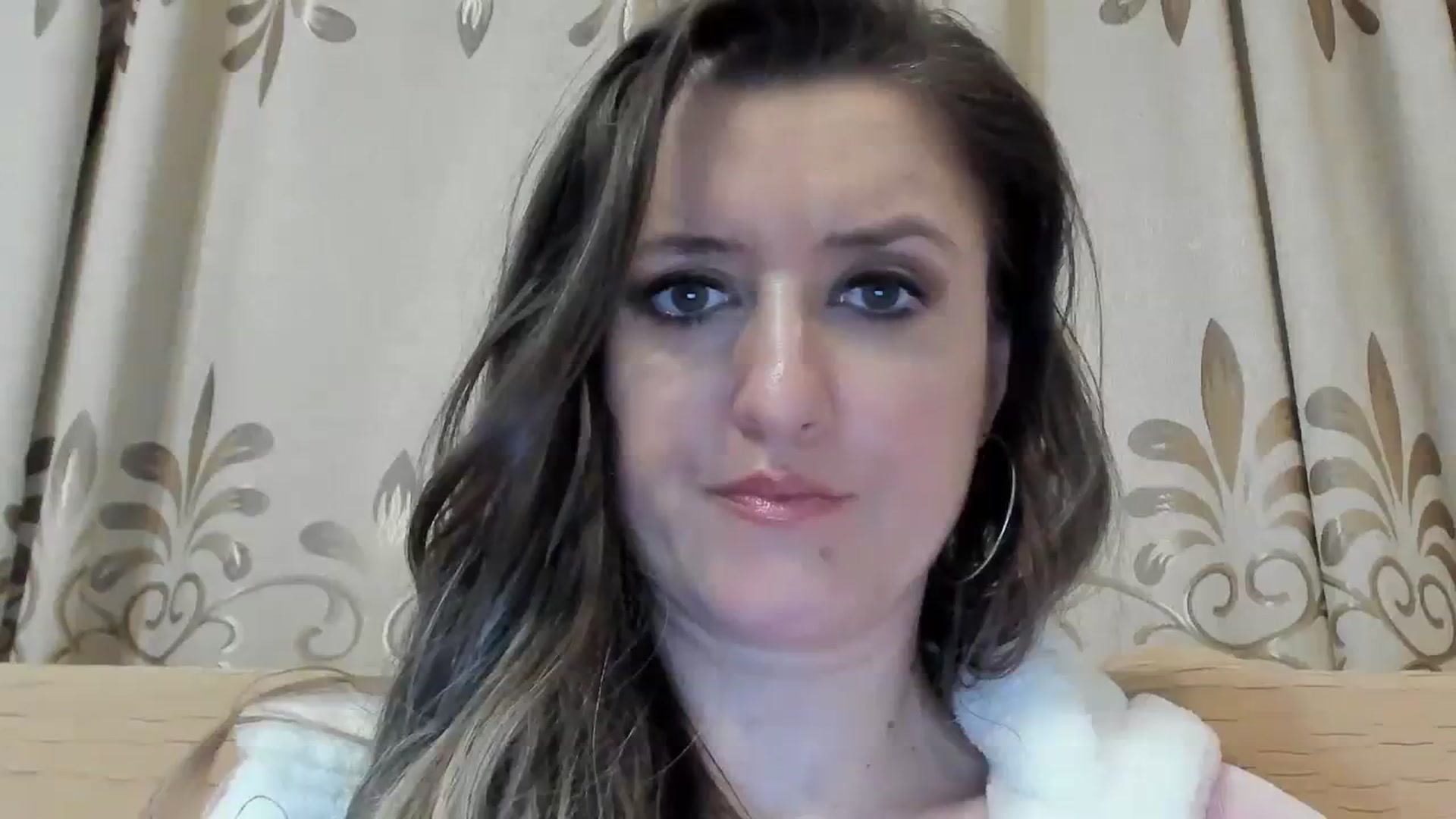 Gallery image thumbnail from BestDream's myfreecams stream on, 03/31/2024, 23:05 image 8 of 20