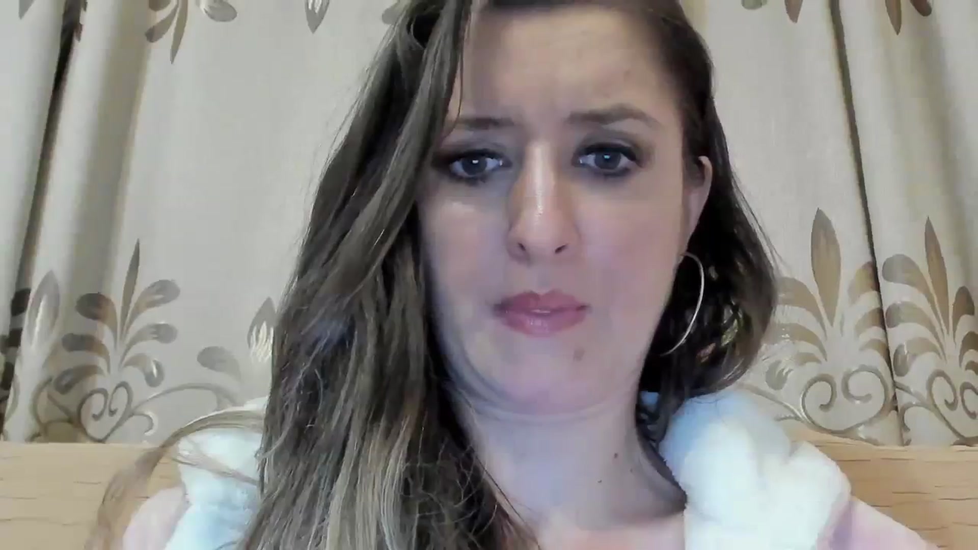 Gallery image thumbnail from BestDream's myfreecams stream on, 03/31/2024, 23:05 image 10 of 20