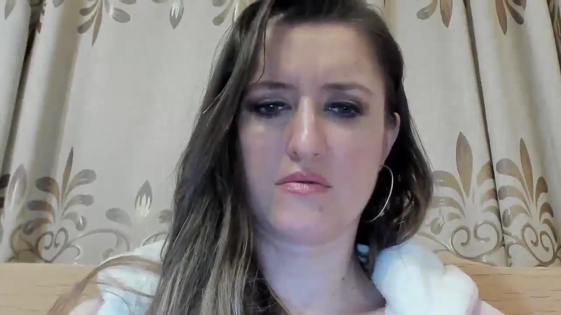 Gallery image thumbnail from BestDream's myfreecams stream on, 03/31/2024, 23:05 image 13 of 20