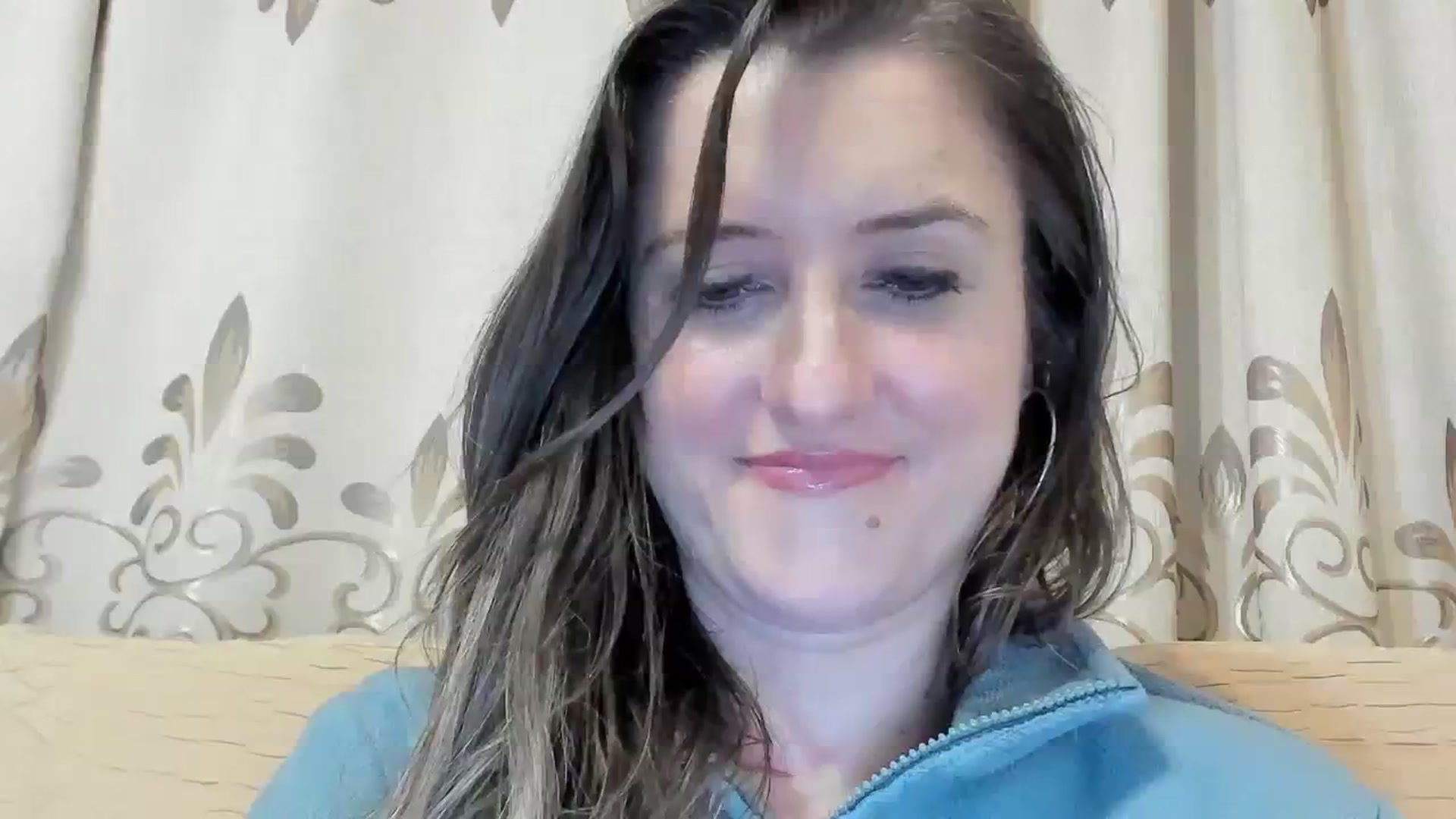 Gallery image thumbnail from BestDream's myfreecams stream on, 04/02/2024, 20:19 image 11 of 20