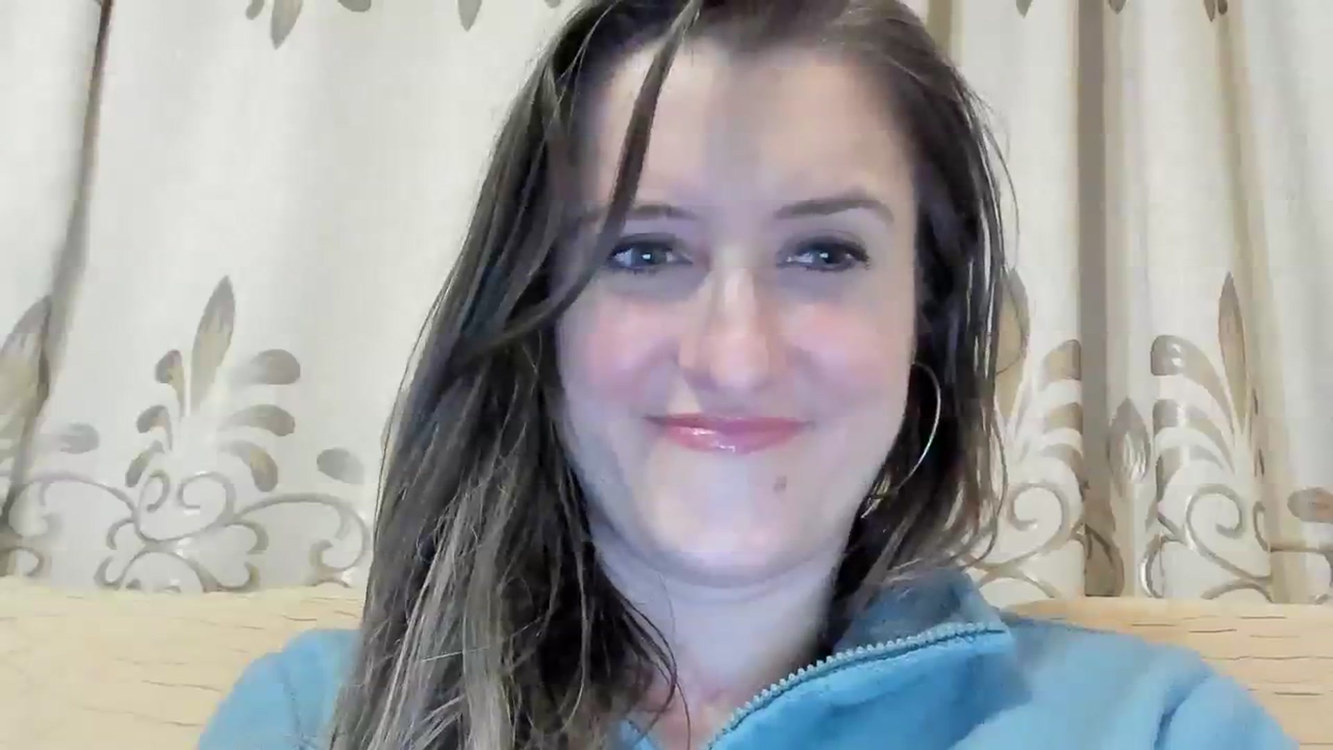 Gallery image thumbnail from BestDream's myfreecams stream on, 04/02/2024, 20:19 image 14 of 20