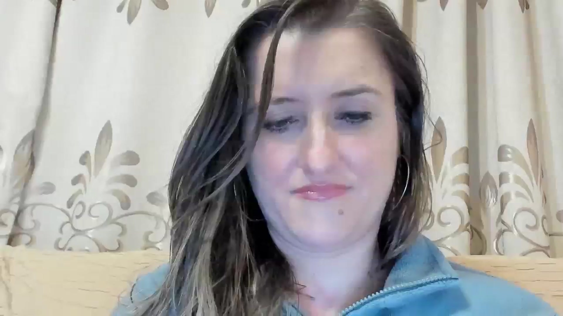 Gallery image thumbnail from BestDream's myfreecams stream on, 04/02/2024, 20:19 image 9 of 20
