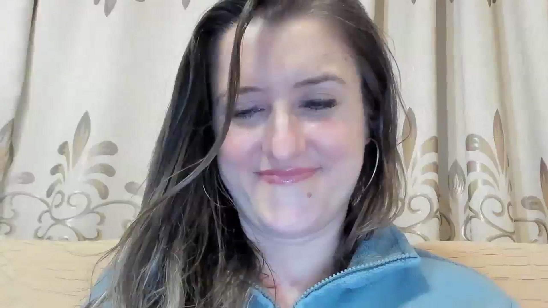 Gallery image thumbnail from BestDream's myfreecams stream on, 04/02/2024, 20:19 image 13 of 20