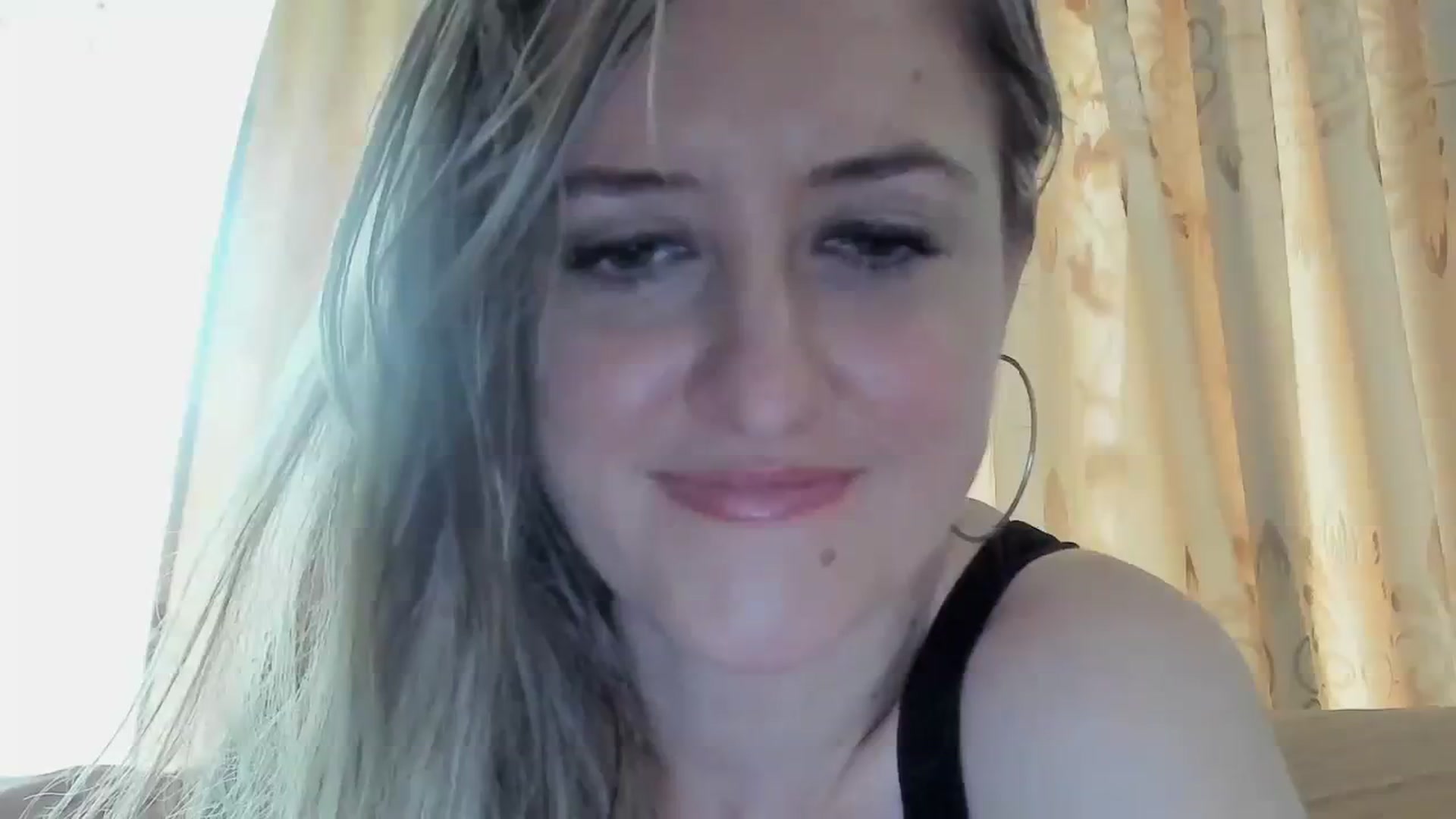Gallery image thumbnail from BestDream's myfreecams stream on, 04/13/2024, 12:03 image 6 of 20