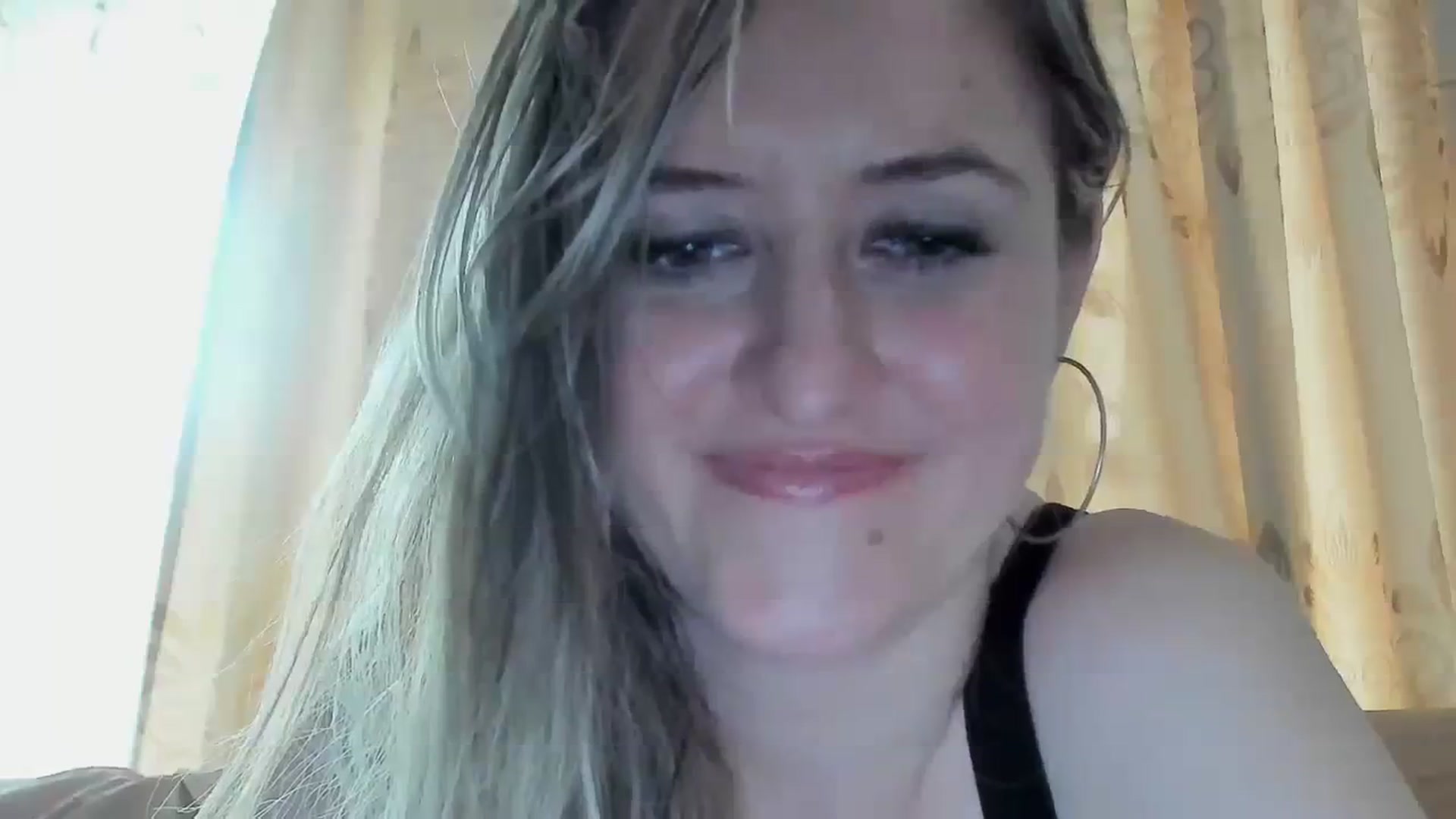 Gallery image thumbnail from BestDream's myfreecams stream on, 04/13/2024, 12:03 image 10 of 20