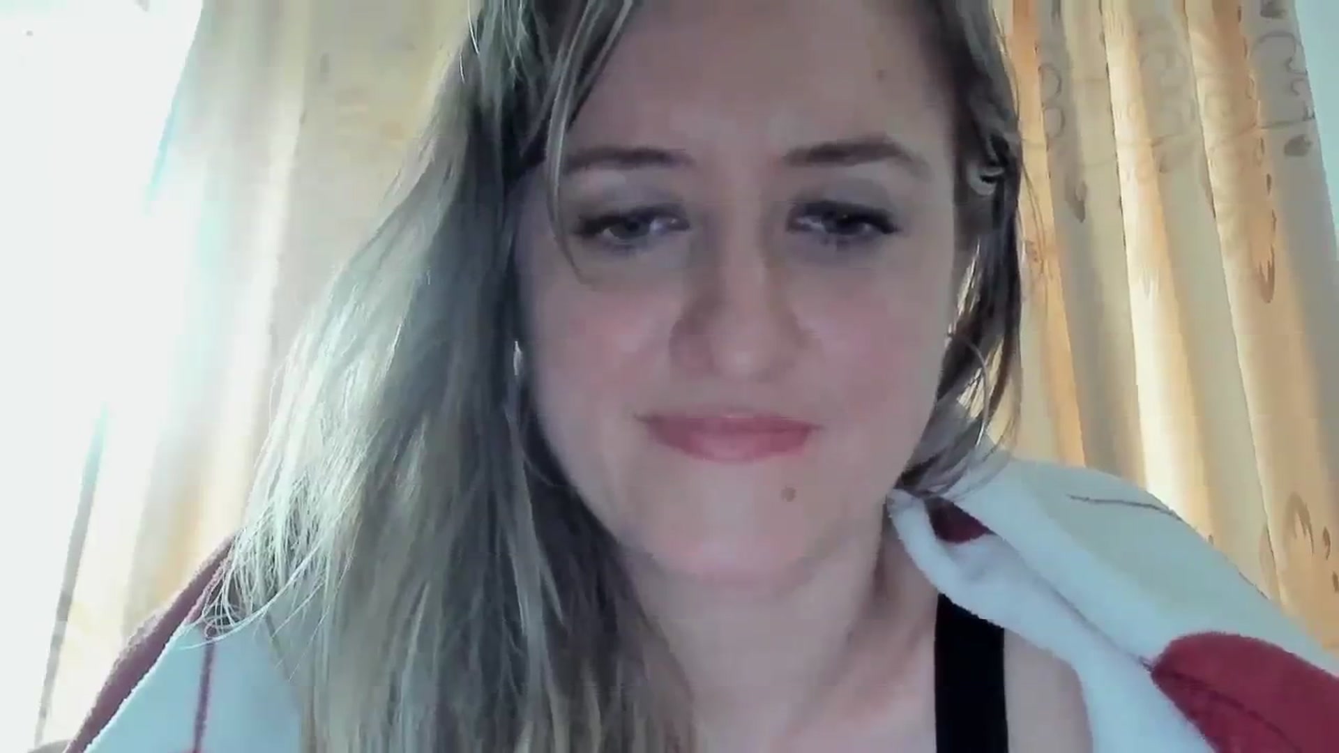Gallery image thumbnail from BestDream's myfreecams stream on, 04/13/2024, 12:47 image 10 of 20