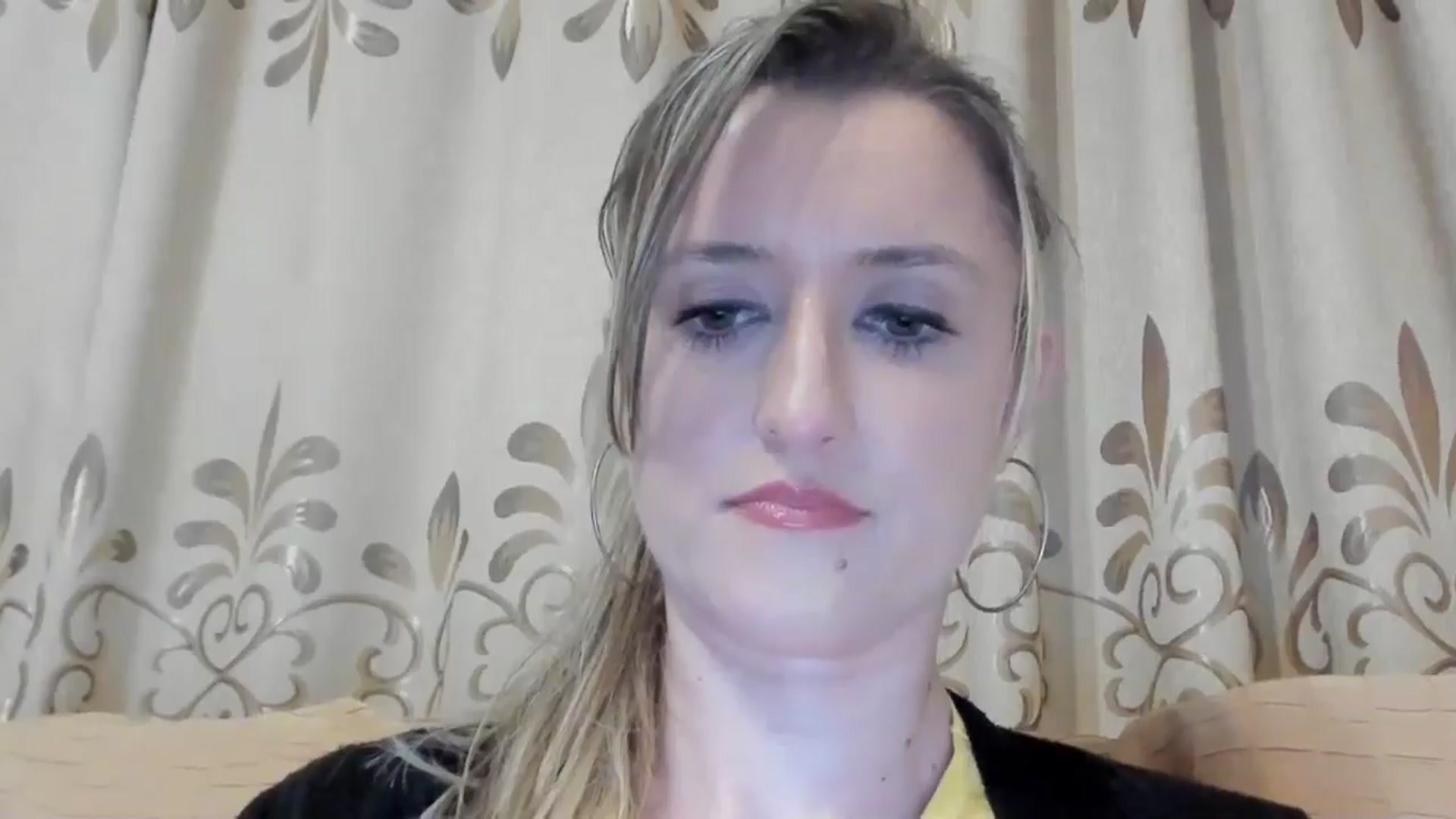 Gallery image thumbnail from BestDream's myfreecams stream on, 04/16/2024, 19:54 image 17 of 20