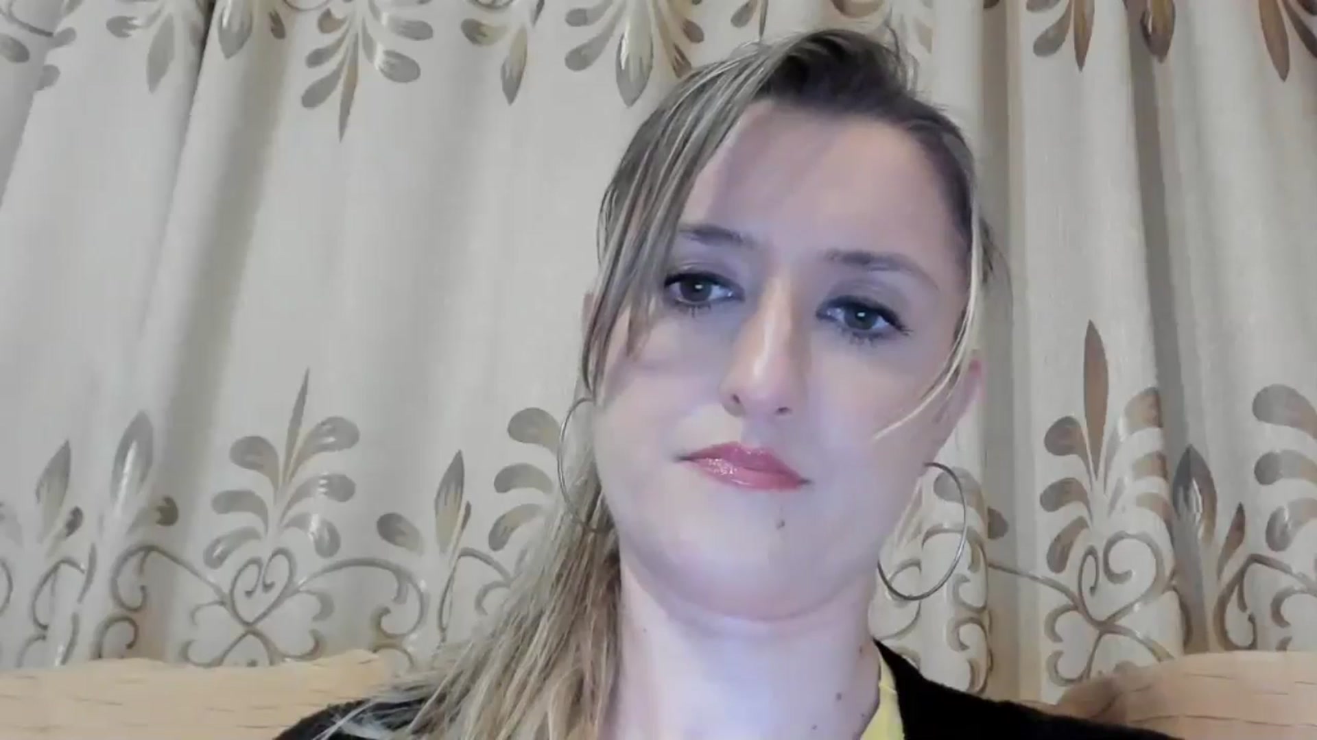 Gallery image thumbnail from BestDream's myfreecams stream on, 04/16/2024, 19:54 image 9 of 20