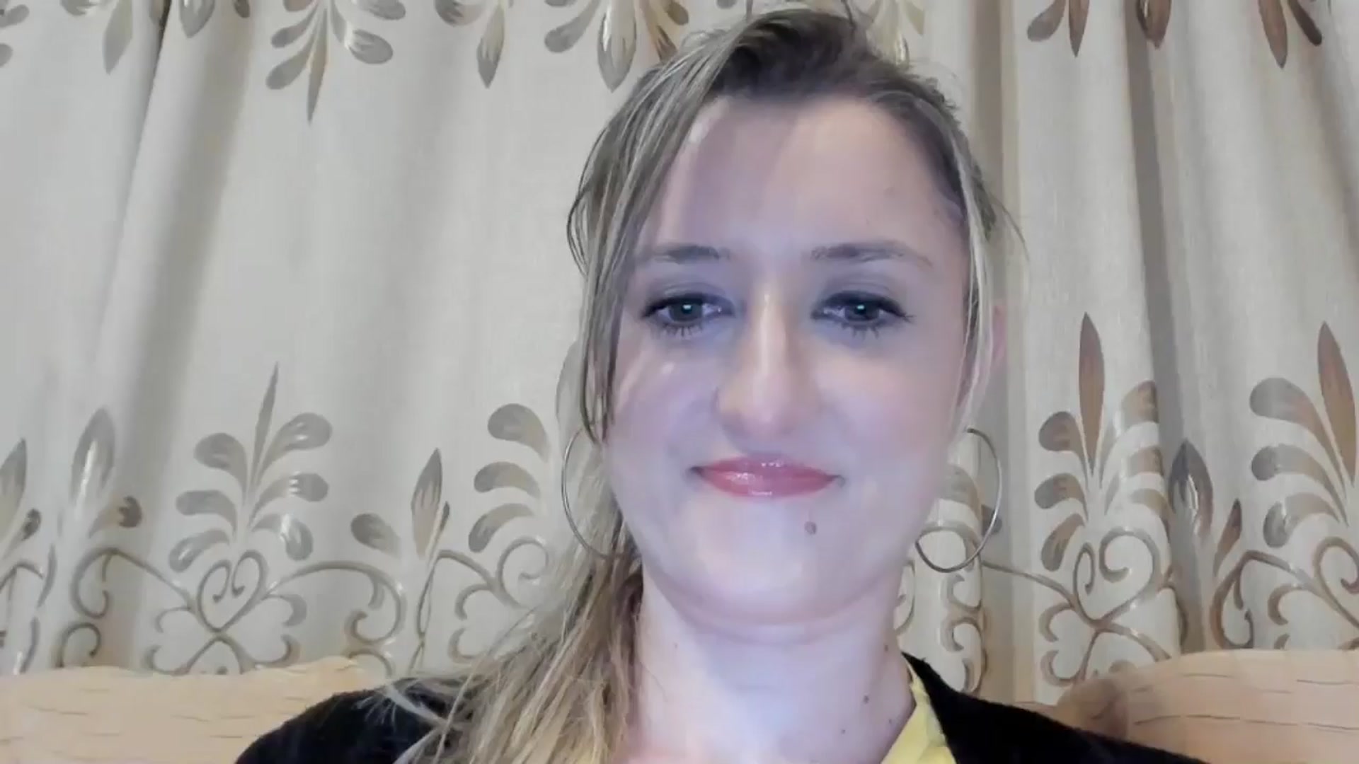 Gallery image thumbnail from BestDream's myfreecams stream on, 04/16/2024, 19:54 image 19 of 20