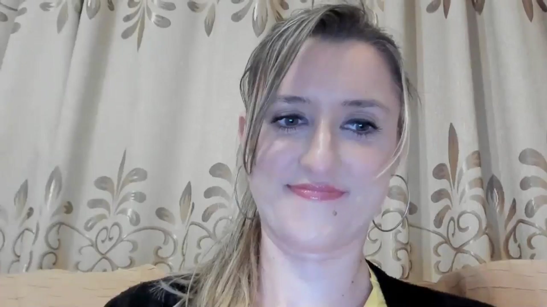 Gallery image thumbnail from BestDream's myfreecams stream on, 04/16/2024, 19:54 image 15 of 20