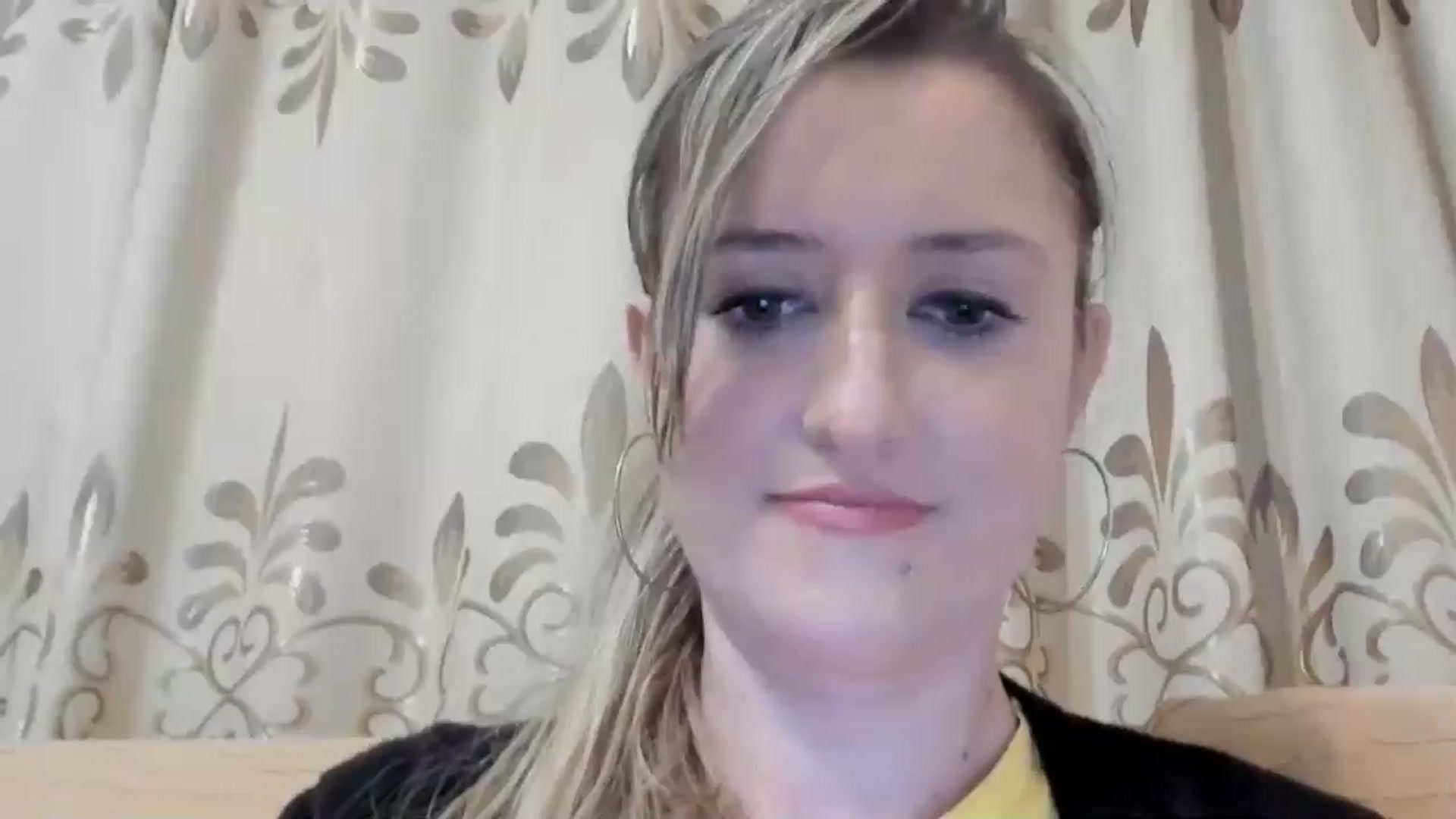 Gallery image thumbnail from BestDream's myfreecams stream on, 04/17/2024, 24:15 image 3 of 20