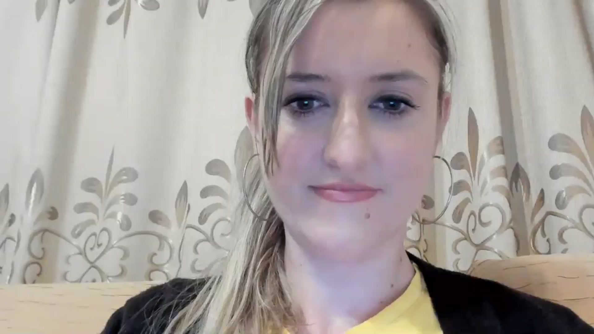 Gallery image thumbnail from BestDream's myfreecams stream on, 04/17/2024, 24:15 image 7 of 20