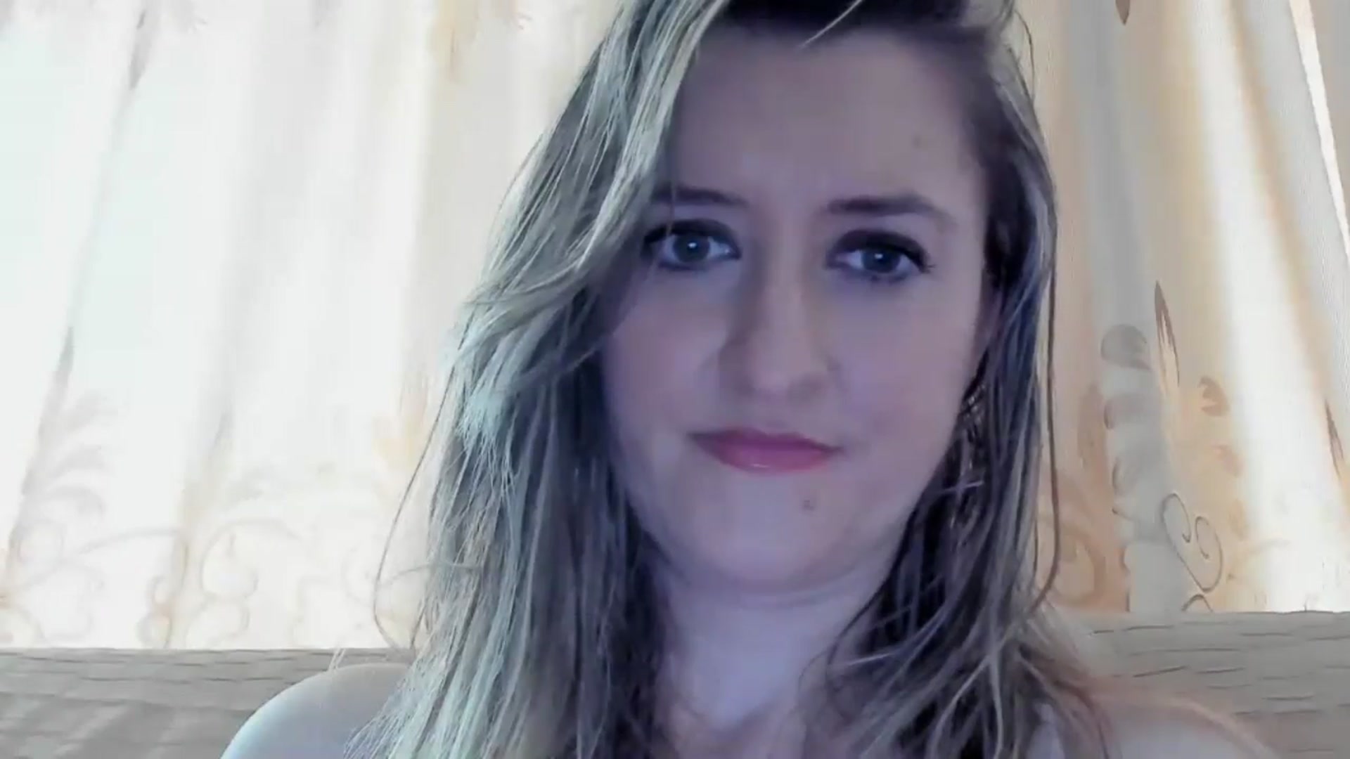 Gallery image thumbnail from BestDream's myfreecams stream on, 04/19/2024, 13:23 image 17 of 20