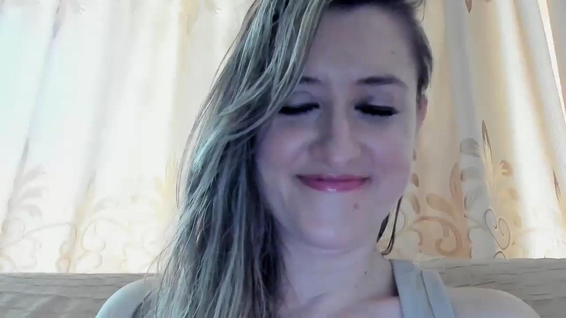 Gallery image thumbnail from BestDream's myfreecams stream on, 04/19/2024, 13:23 image 9 of 20