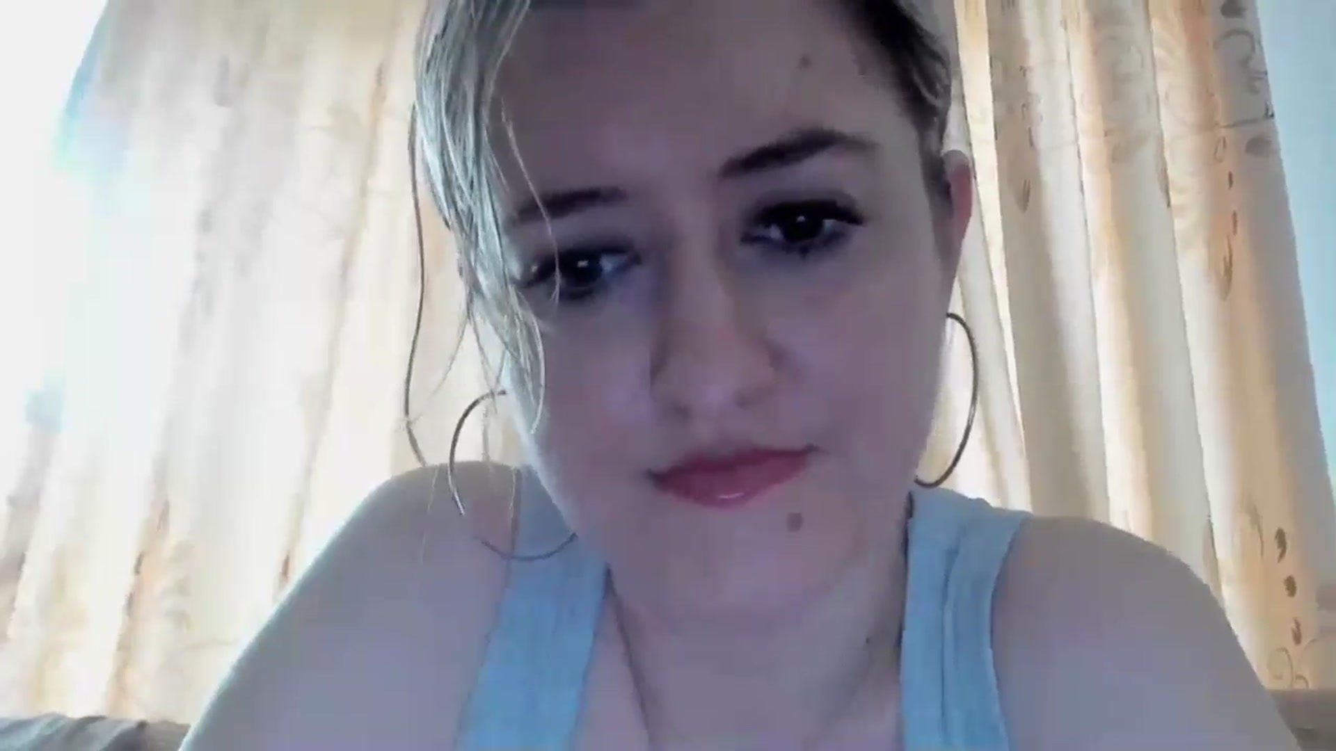 Gallery image thumbnail from BestDream's myfreecams stream on, 04/20/2024, 09:36 image 19 of 20