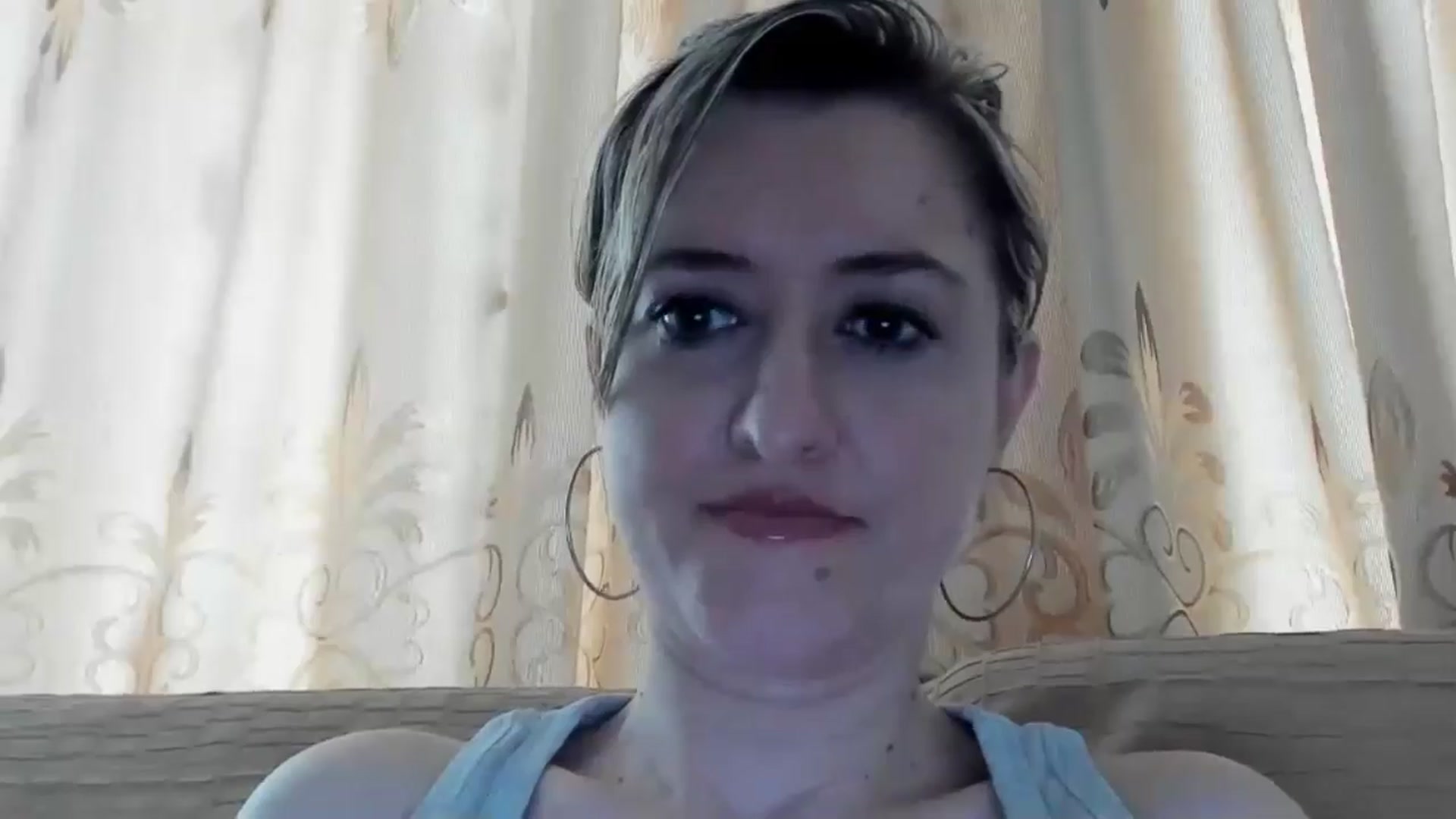 Gallery image thumbnail from BestDream's myfreecams stream on, 04/20/2024, 09:36 image 5 of 20