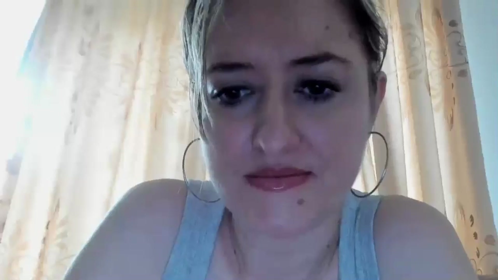 Gallery image thumbnail from BestDream's myfreecams stream on, 04/20/2024, 09:36 image 8 of 20