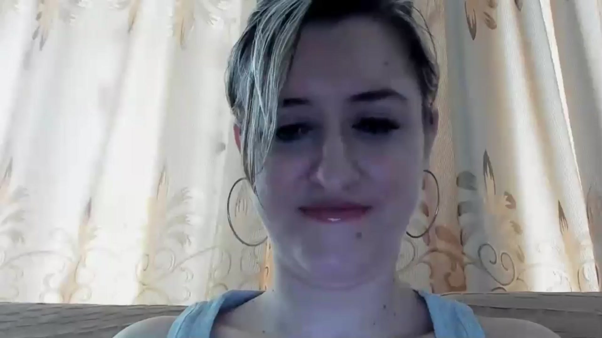 Gallery image thumbnail from BestDream's myfreecams stream on, 04/20/2024, 10:45 image 1 of 20