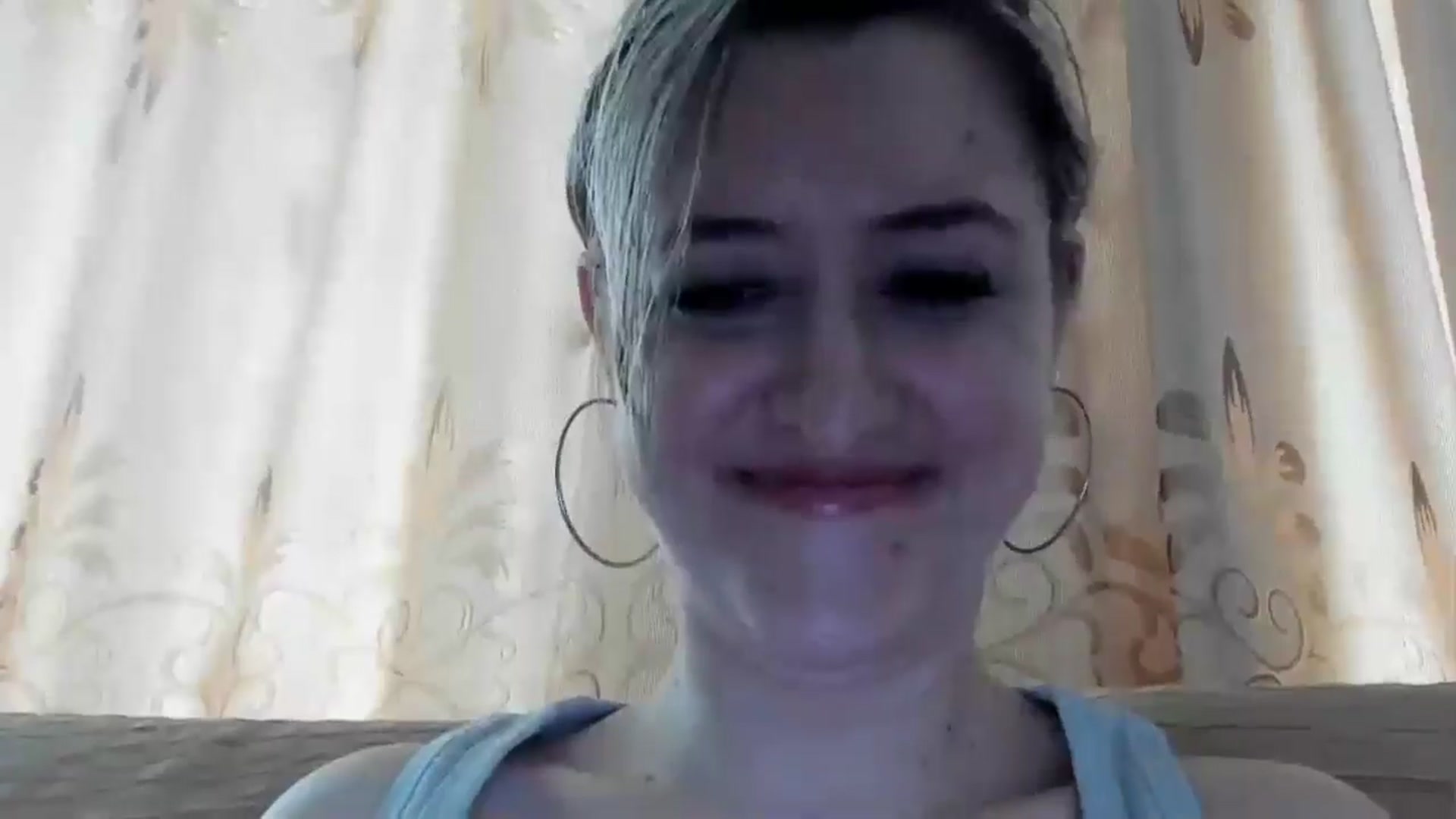 Gallery image thumbnail from BestDream's myfreecams stream on, 04/20/2024, 10:45 image 18 of 20