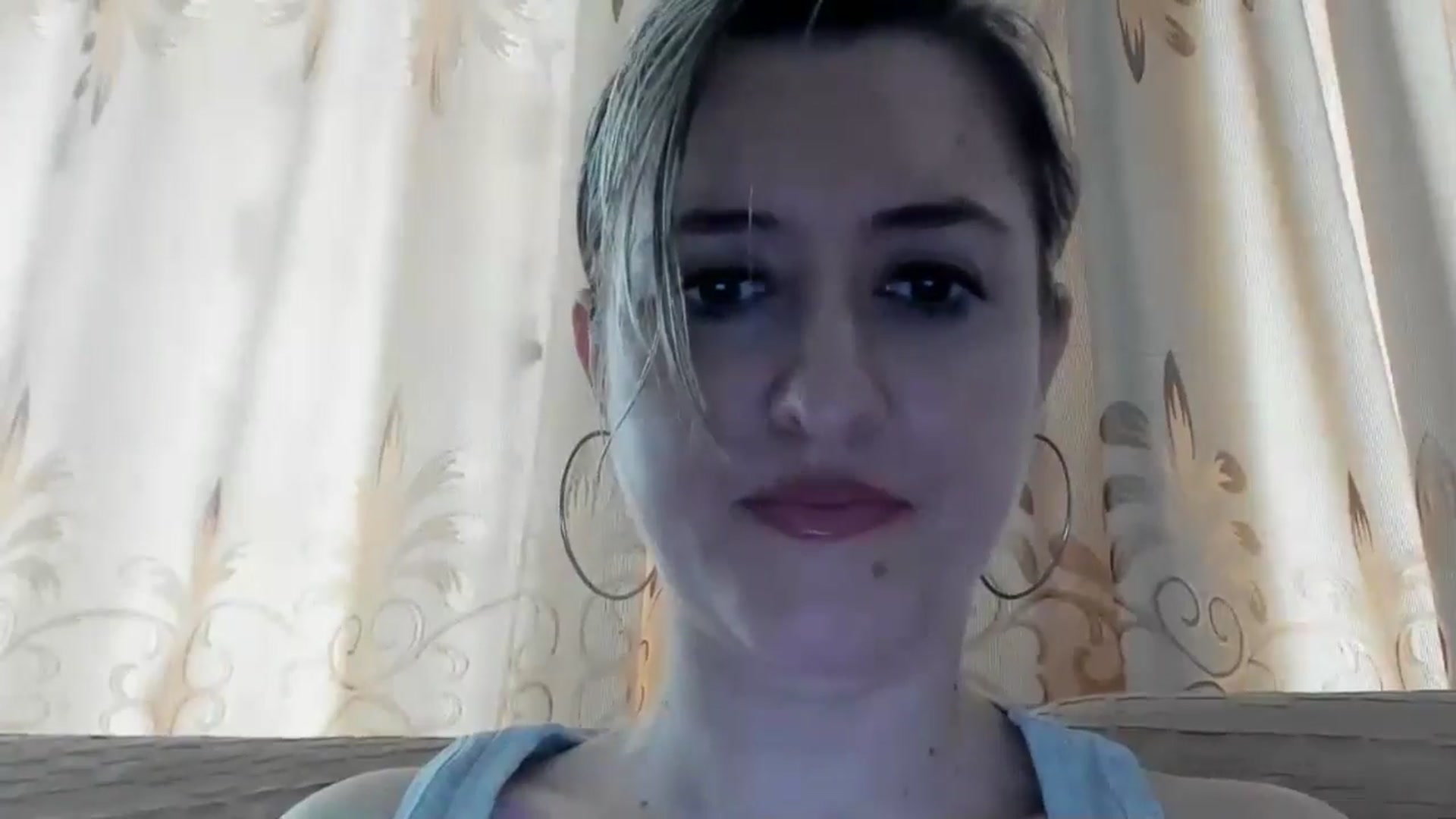 Gallery image thumbnail from BestDream's myfreecams stream on, 04/20/2024, 10:45 image 10 of 20