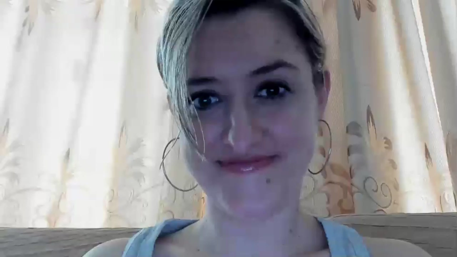 Gallery image thumbnail from BestDream's myfreecams stream on, 04/20/2024, 10:45 image 9 of 20