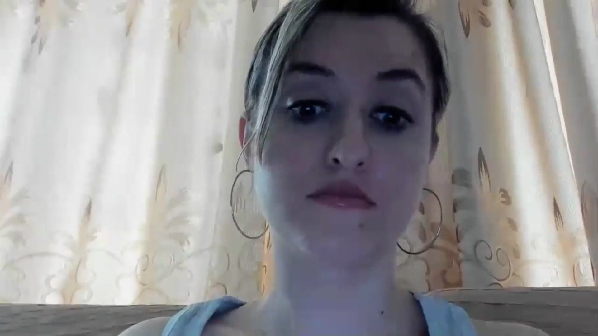 Gallery image thumbnail from BestDream's myfreecams stream on, 04/20/2024, 10:45 image 11 of 20