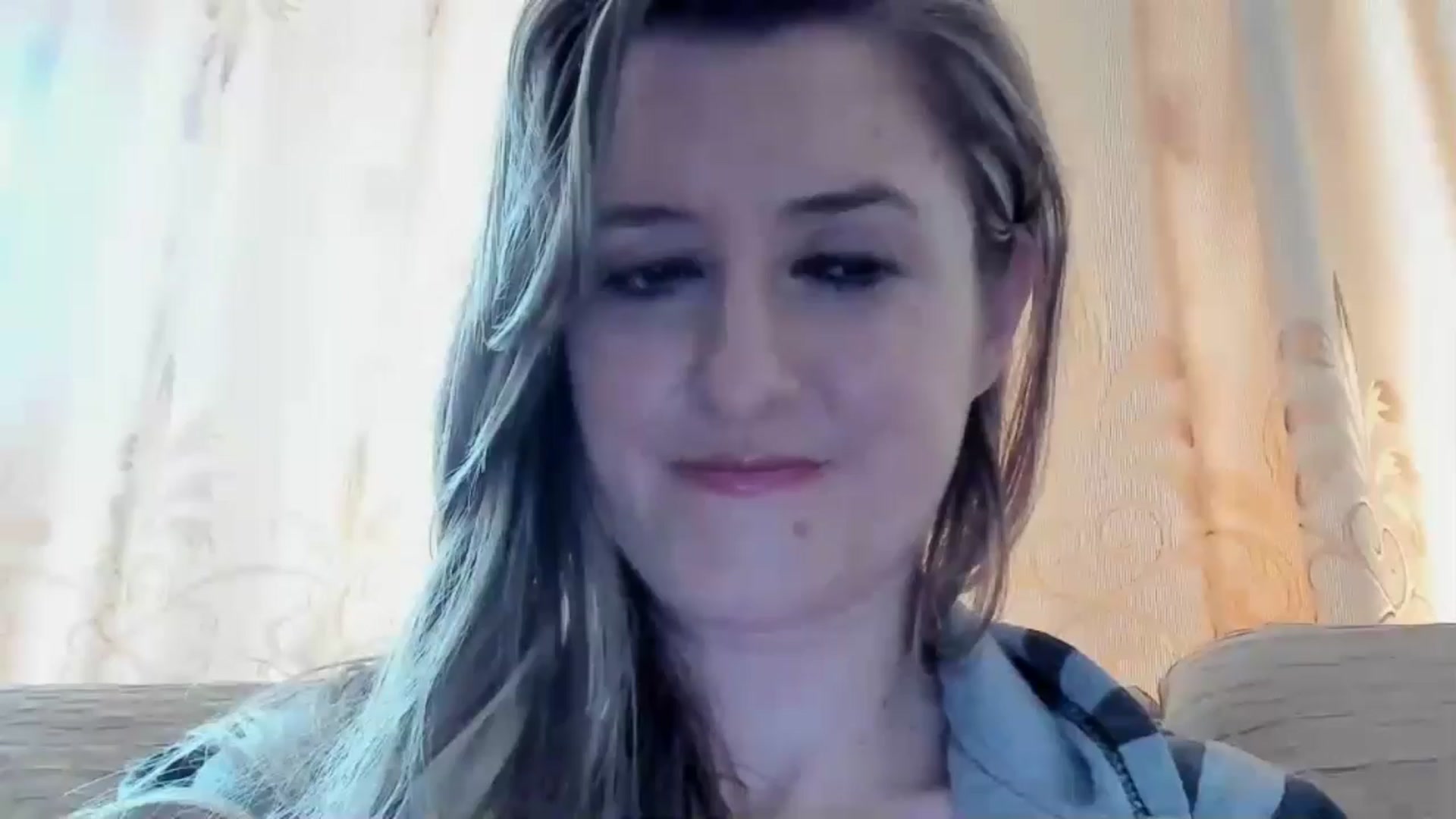 Gallery image thumbnail from BestDream's myfreecams stream on, 04/21/2024, 14:33 image 16 of 20