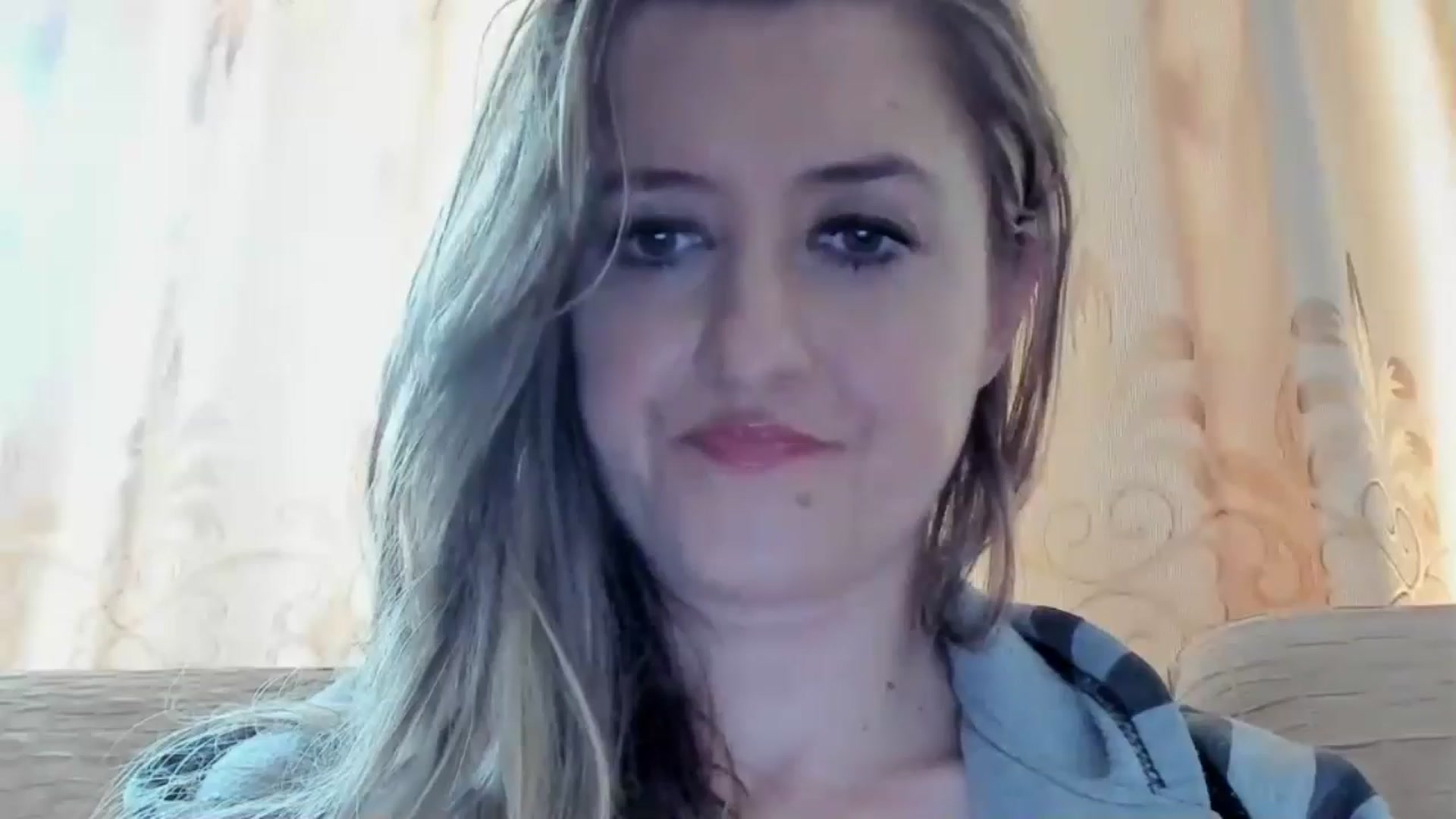 Gallery image thumbnail from BestDream's myfreecams stream on, 04/21/2024, 14:33 image 7 of 20