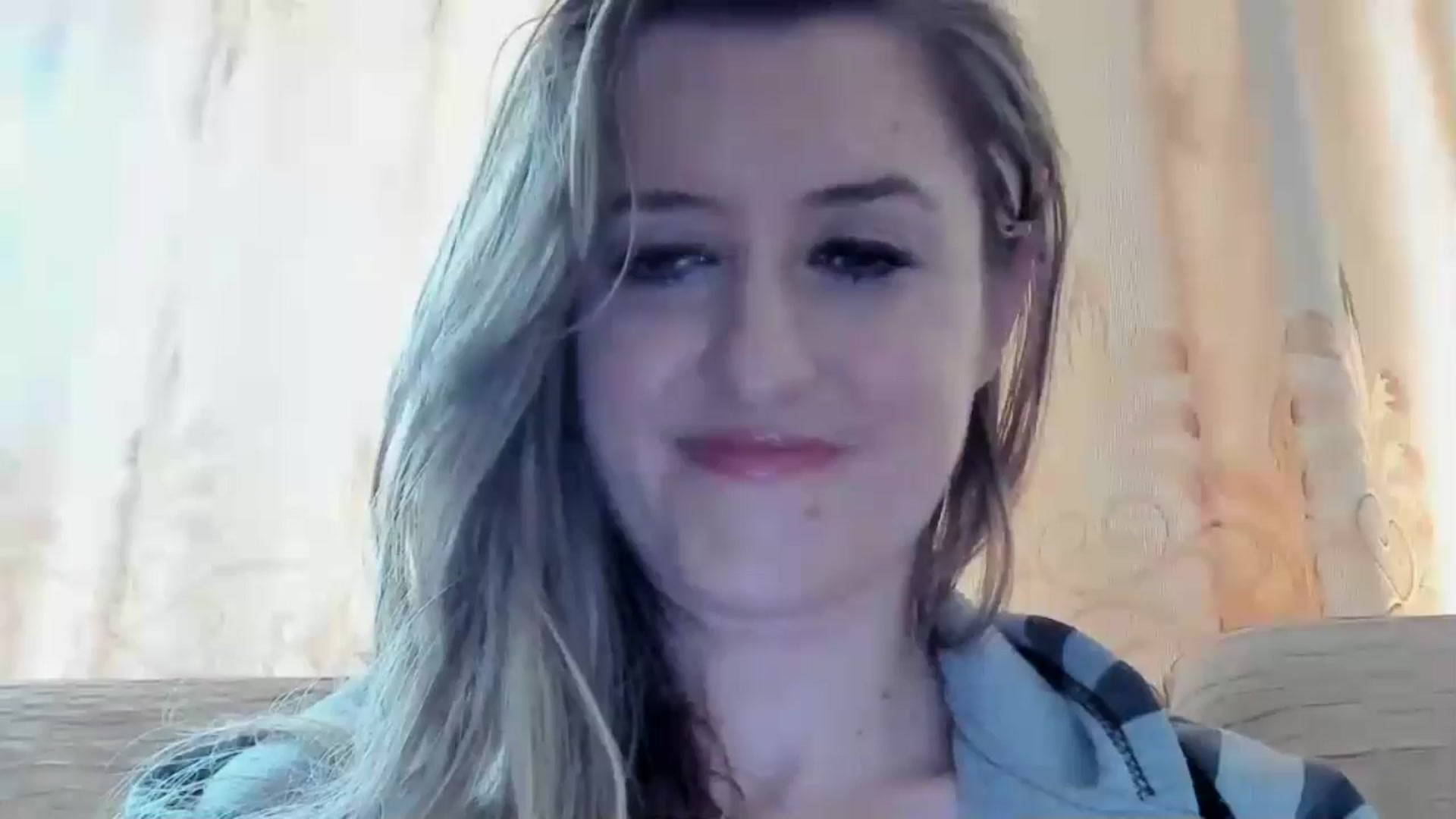 Gallery image thumbnail from BestDream's myfreecams stream on, 04/21/2024, 14:33 image 10 of 20