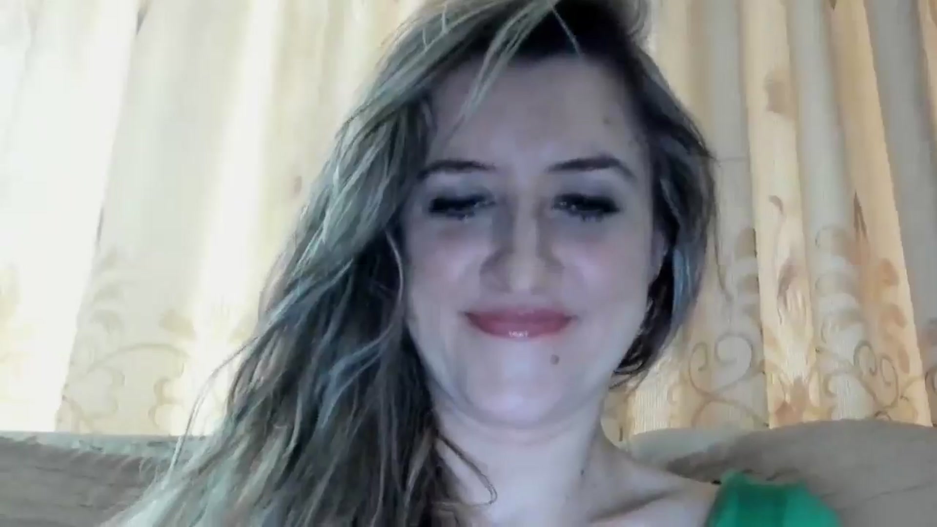 Gallery image thumbnail from BestDream's myfreecams stream on, 04/23/2024, 13:20 image 4 of 20