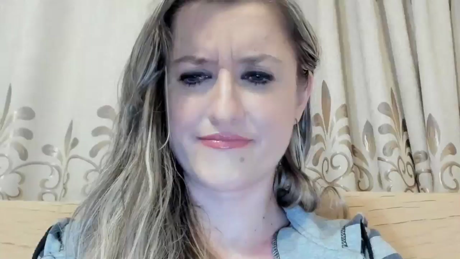 Gallery image thumbnail from BestDream's myfreecams stream on, 04/25/2024, 22:41 image 2 of 20